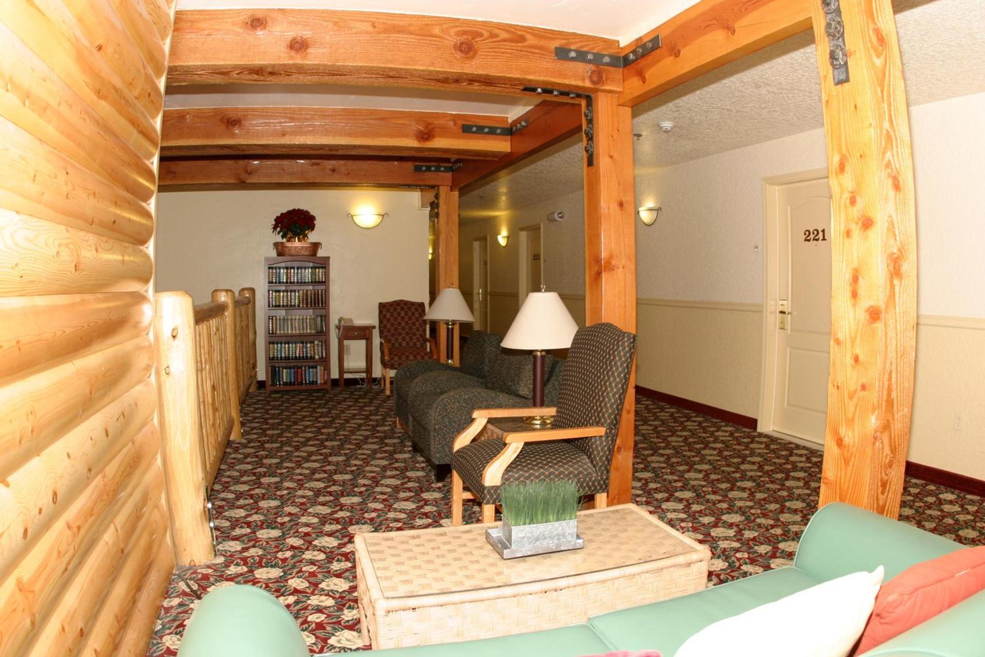 Murphys Suites photo 14