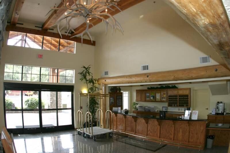 Murphys Suites photo 16