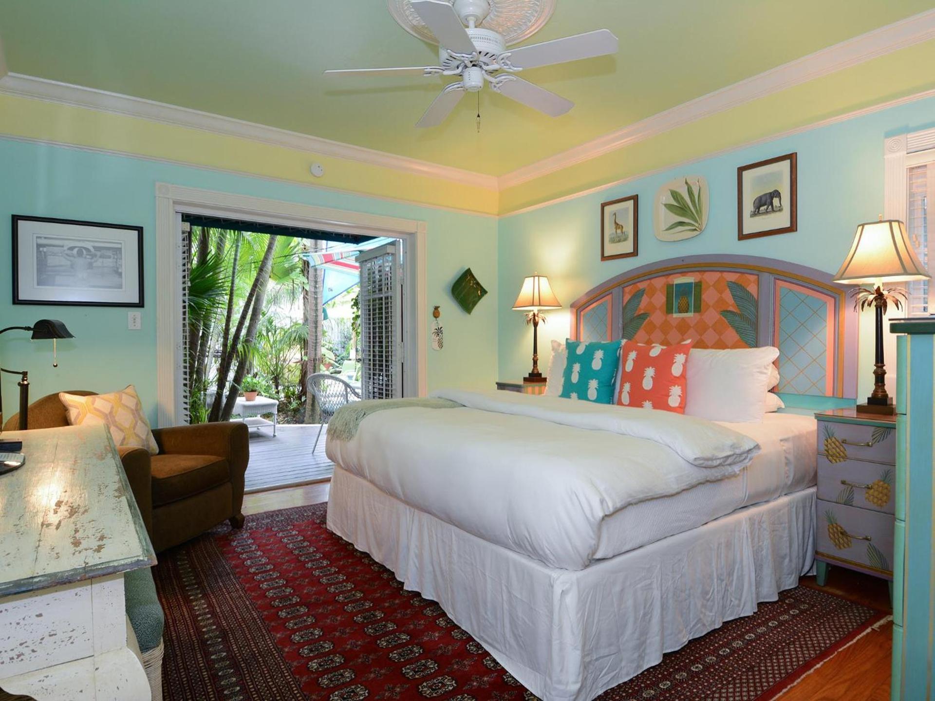 Pineapple Point Guesthouse & Resort - Gay Men's Resort photo 13