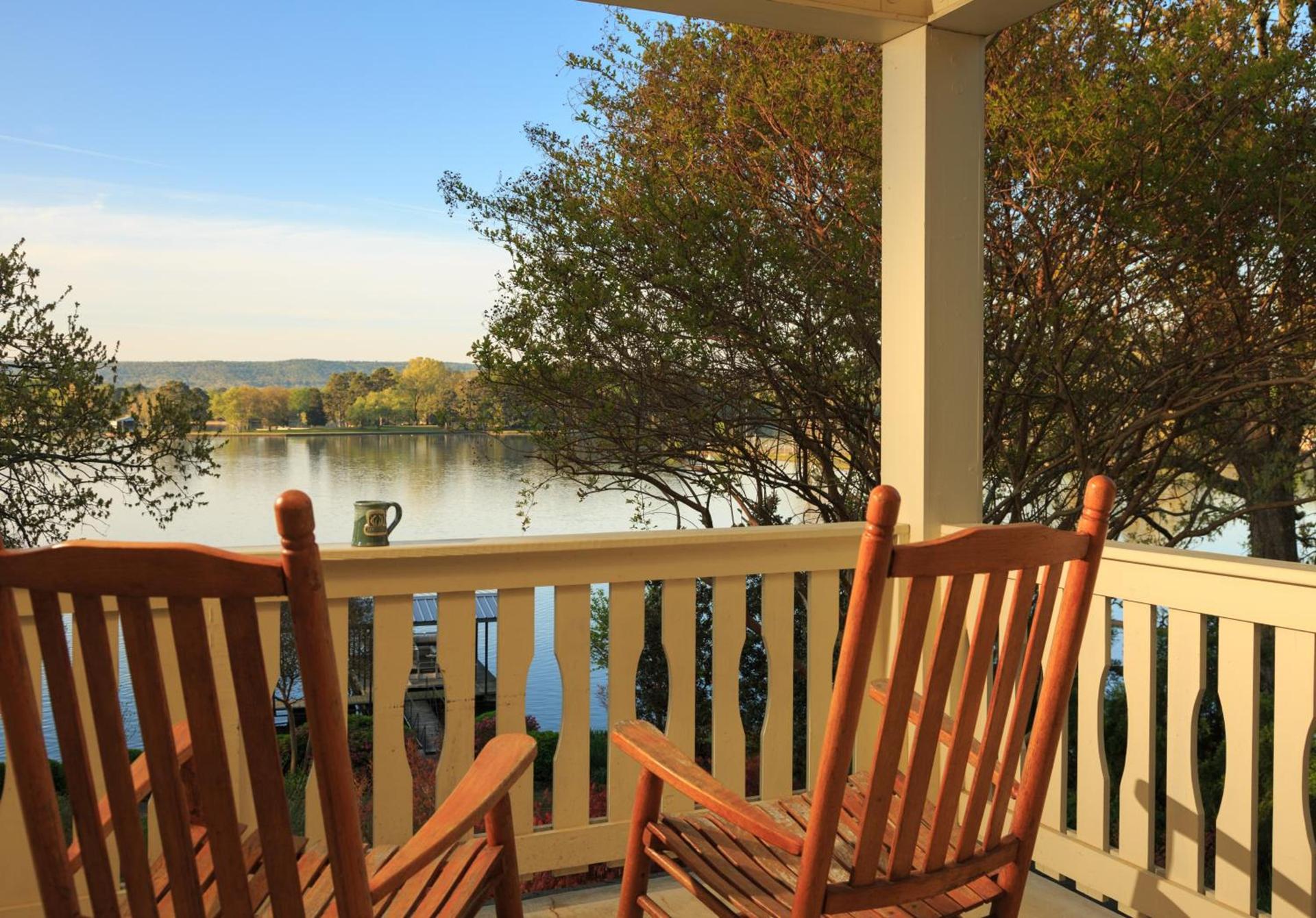 Lookout Point Lakeside Inn photo 52