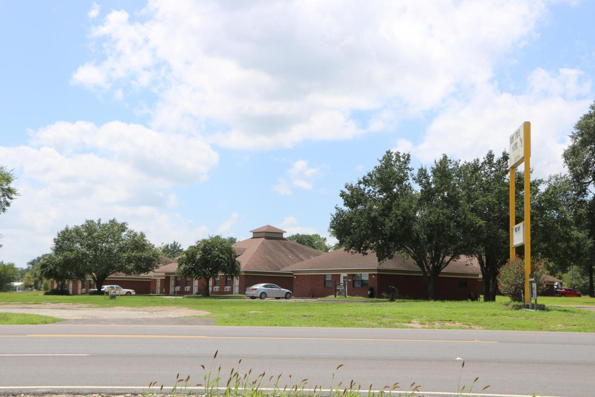Bent Tree Motel photo 3
