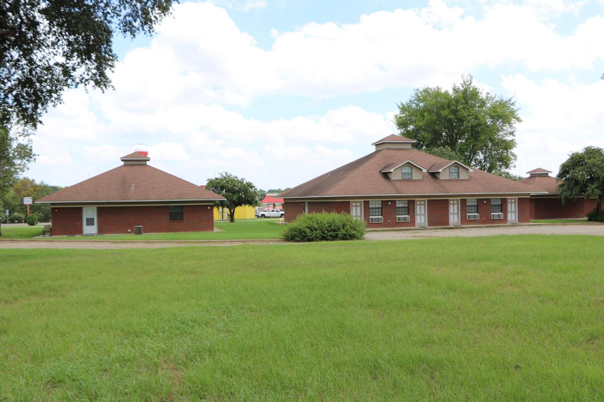 Bent Tree Motel photo 7
