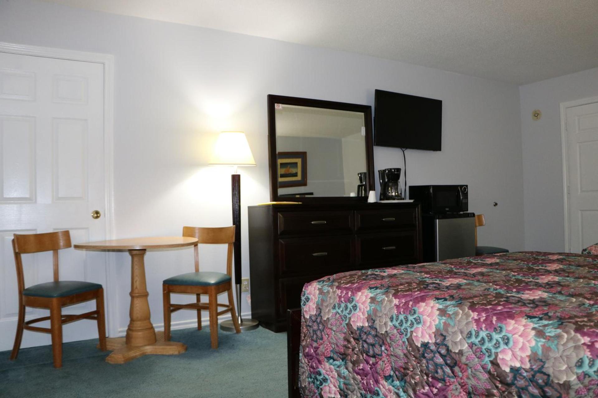 Bent Tree Motel photo 26