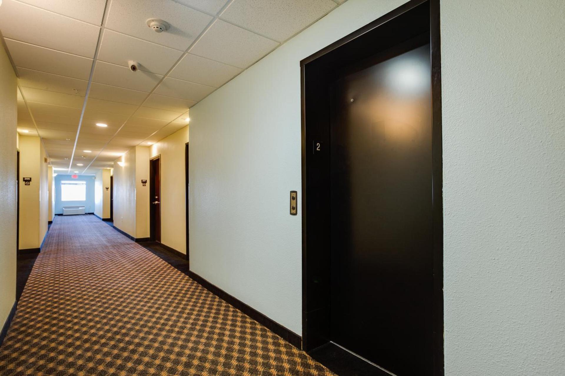 Best Way Inn Cleburne photo 12
