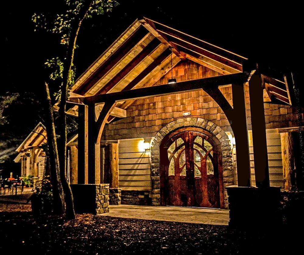 Dancing Bear Lodge photo 38