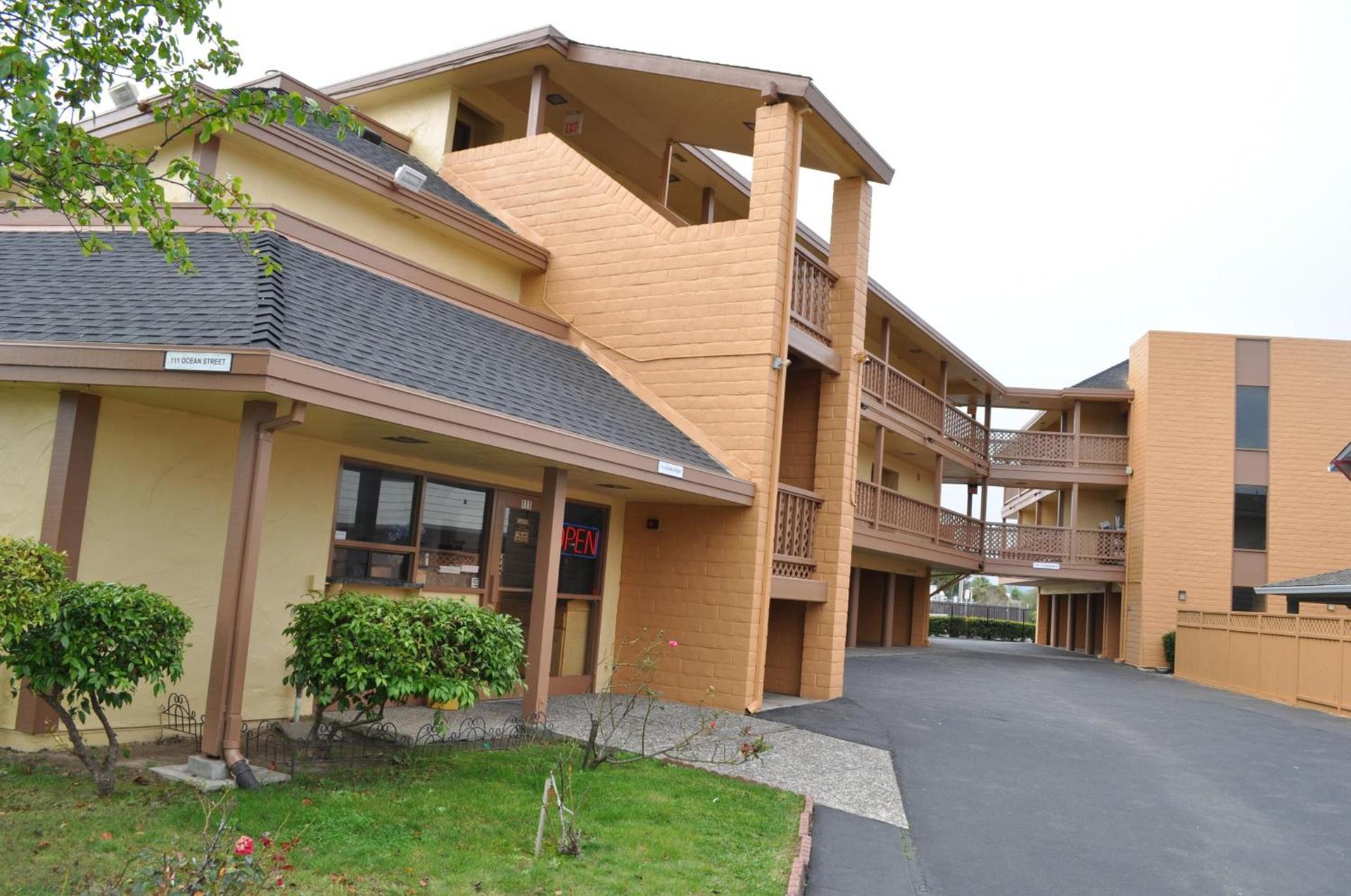 Ocean Gate Inn photo 44