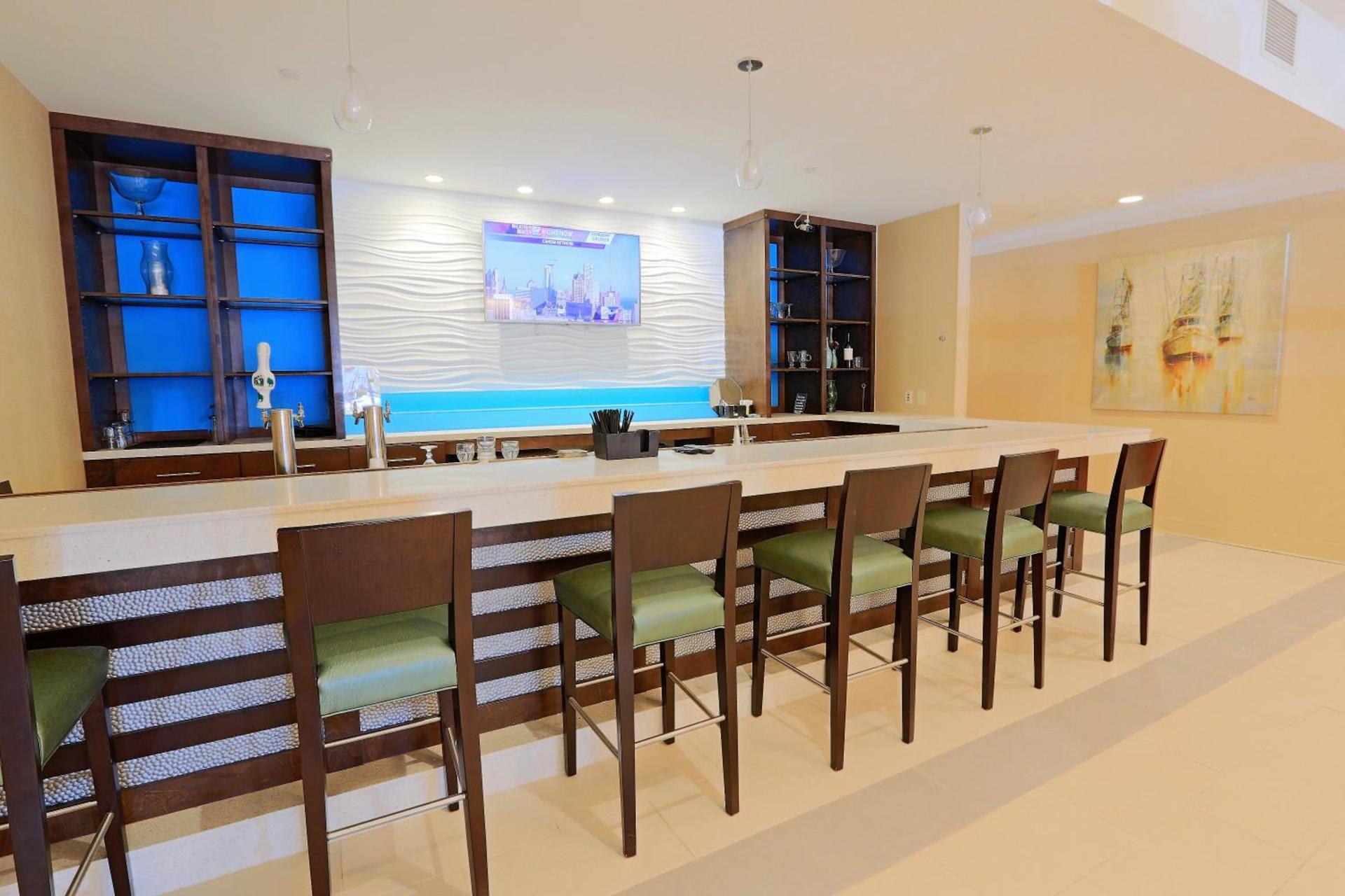 Wyndham Garden Kenosha Harborside photo 40