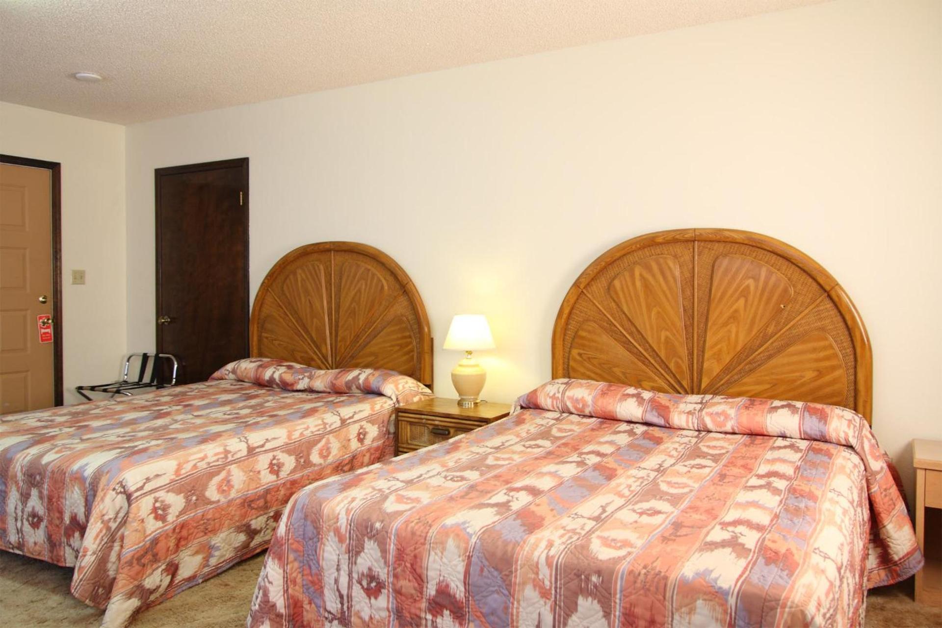 Dove Creek Inn photo 40