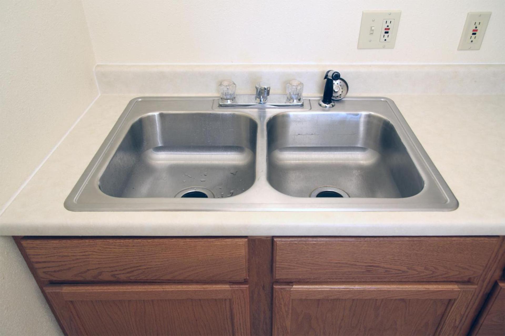 Dove Creek Inn photo 27