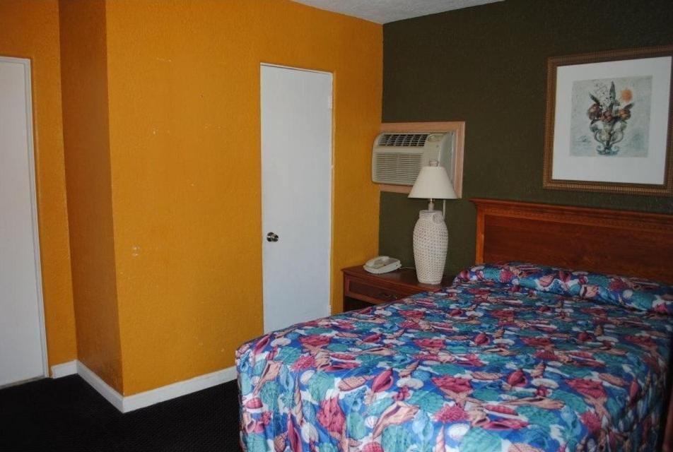 Atlantic Economy Inn photo 6