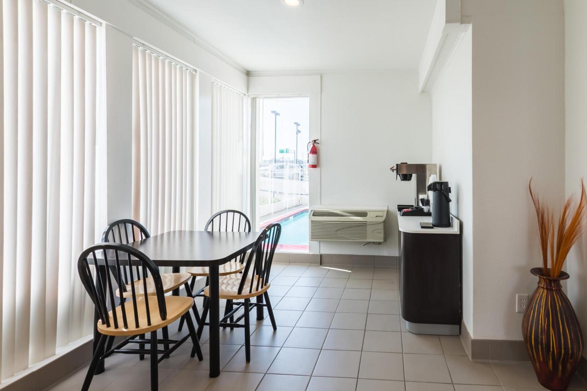 Motel 6-Fort Worth, TX - White Settlement photo 48