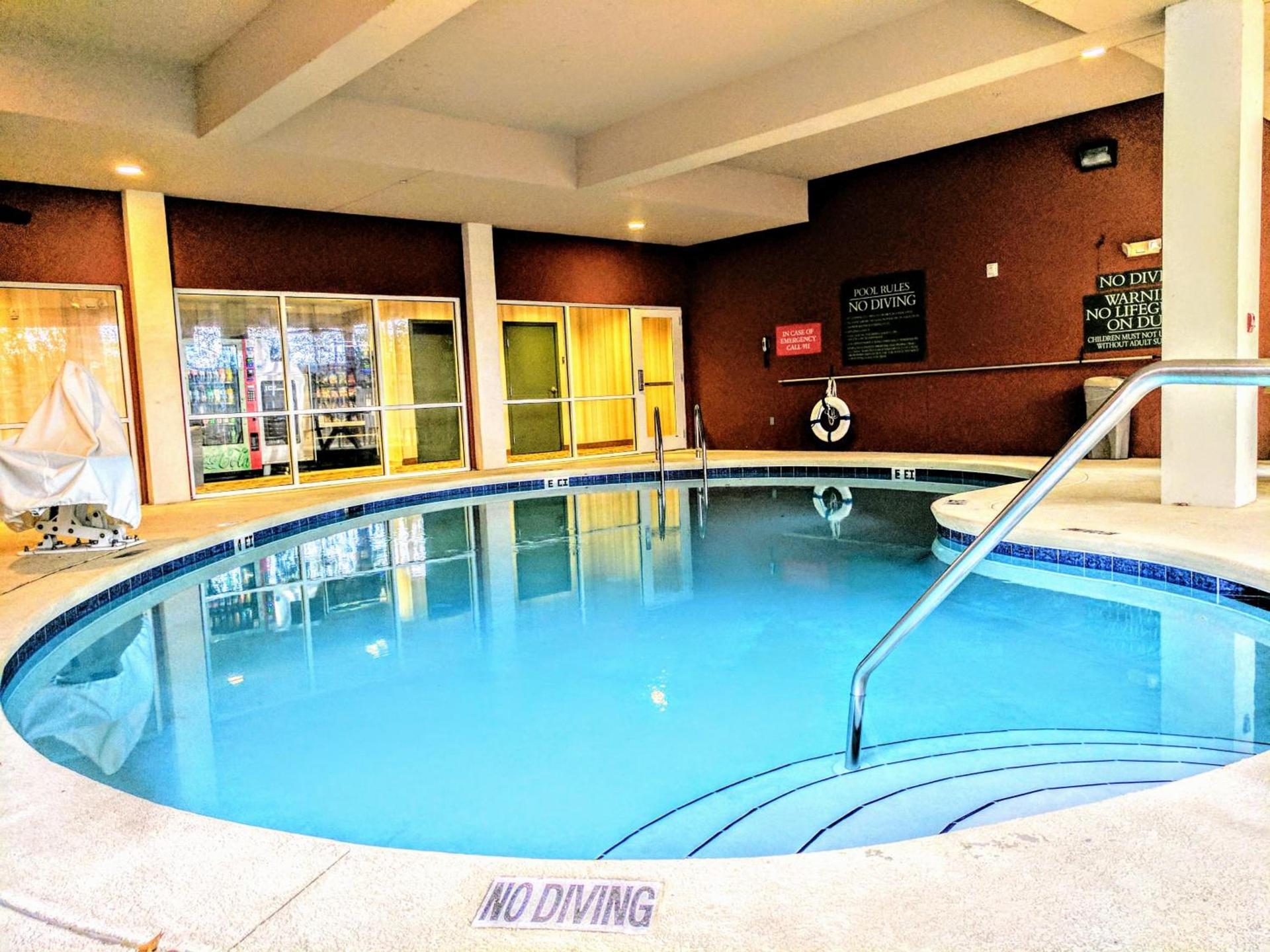 Country Inn & Suites by Radisson, Tallahassee-University Area, FL photo 19