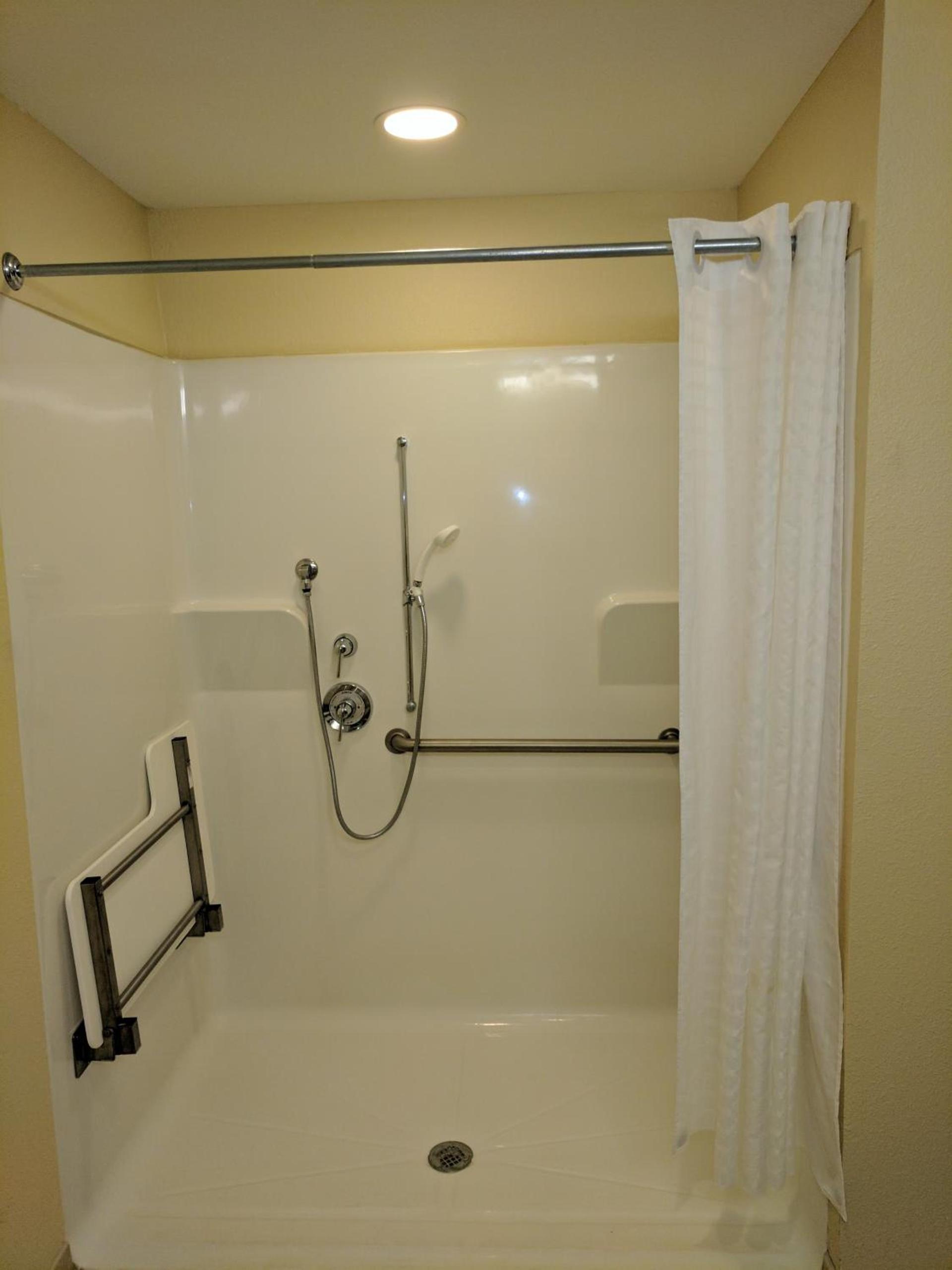 Country Inn & Suites by Radisson, Tallahassee-University Area, FL photo 28
