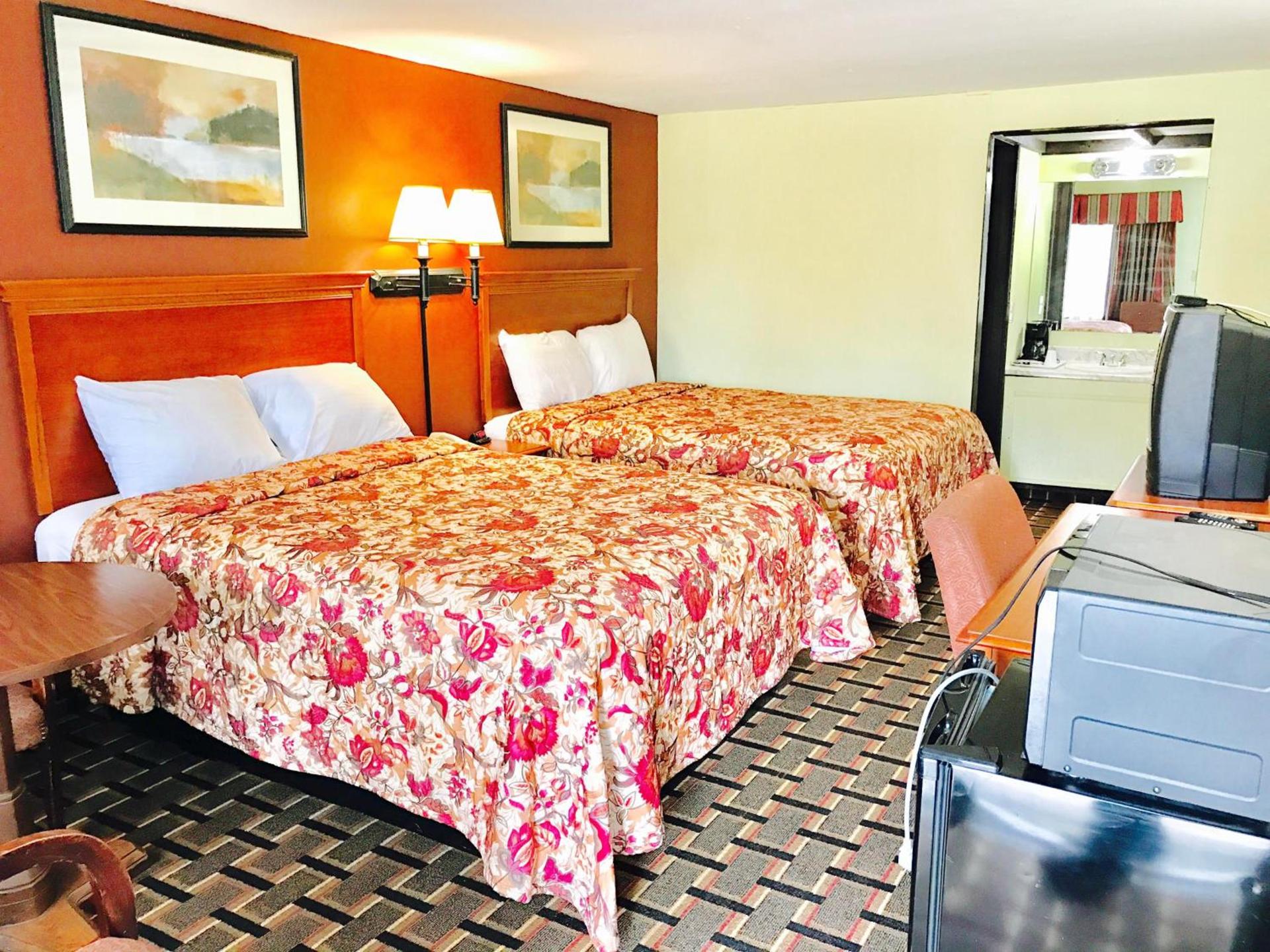Greystone Motel photo 11