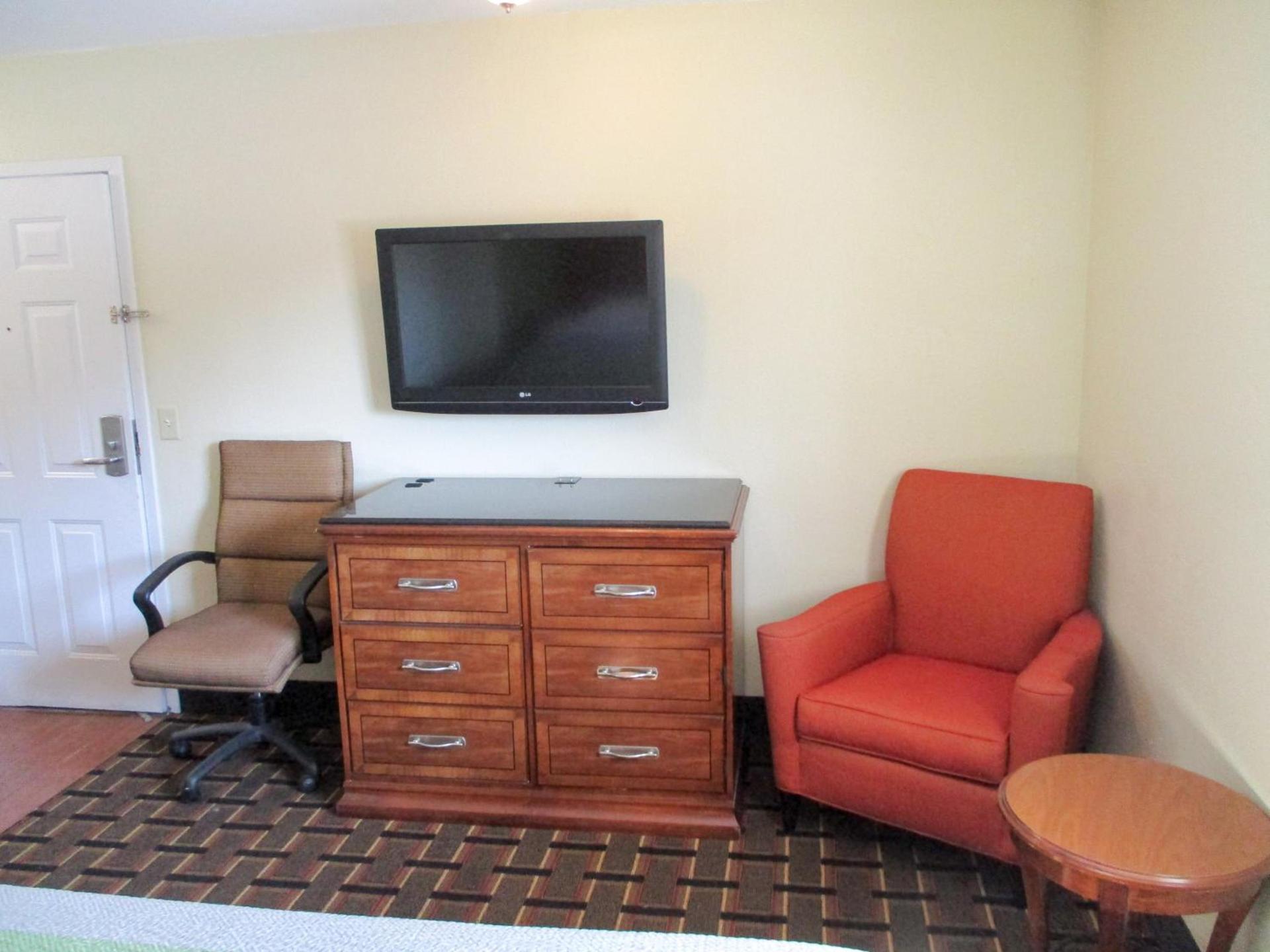 Savannah Garden Inn photo 14