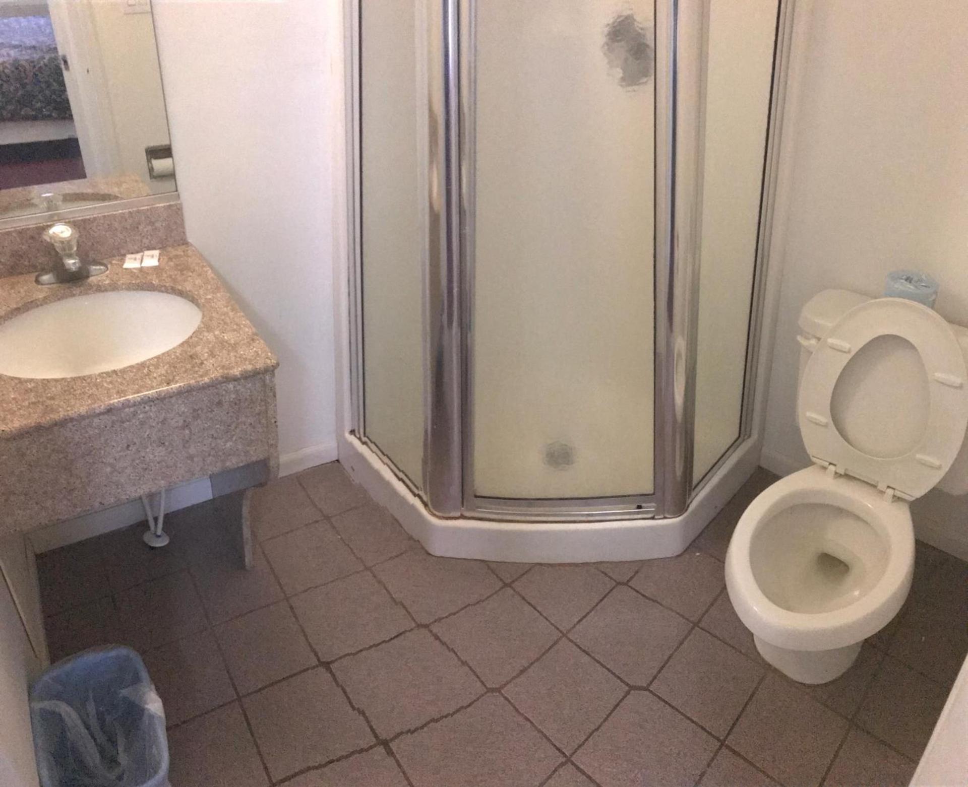 Mayfair Motel photo 6