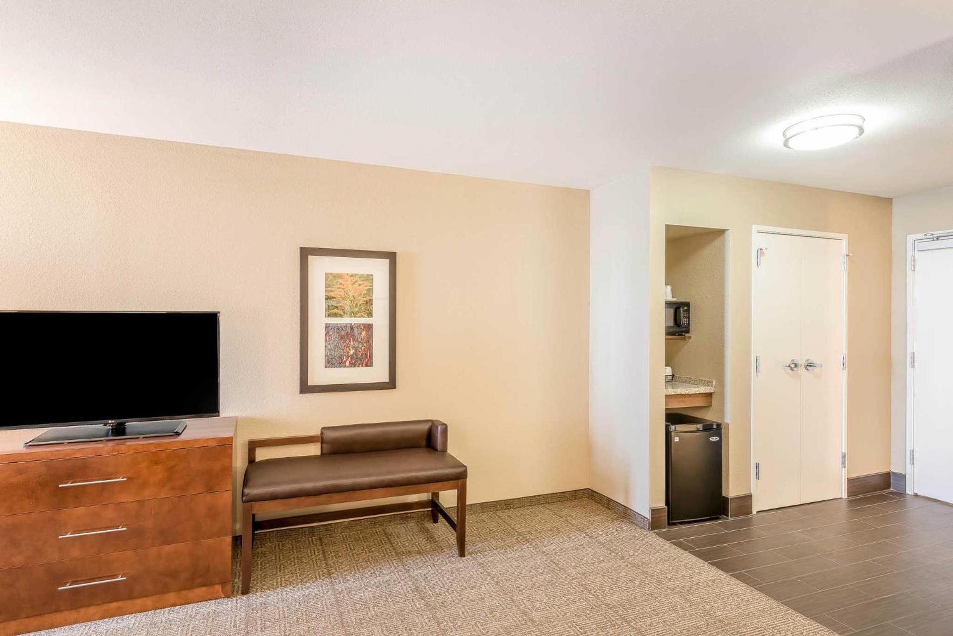 Comfort Inn & Suites Sidney I-80 photo 67