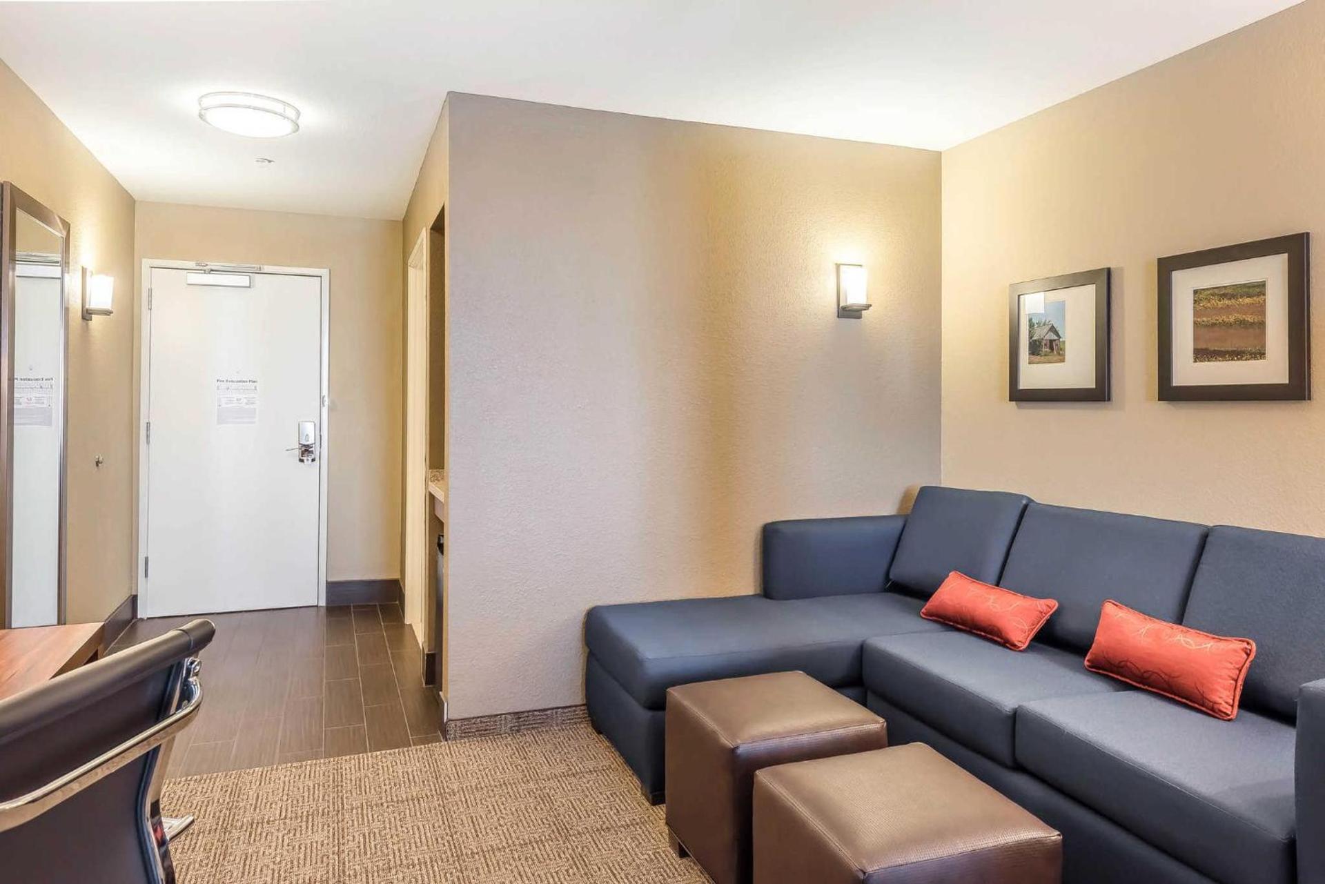 Comfort Inn & Suites Sidney I-80 photo 68