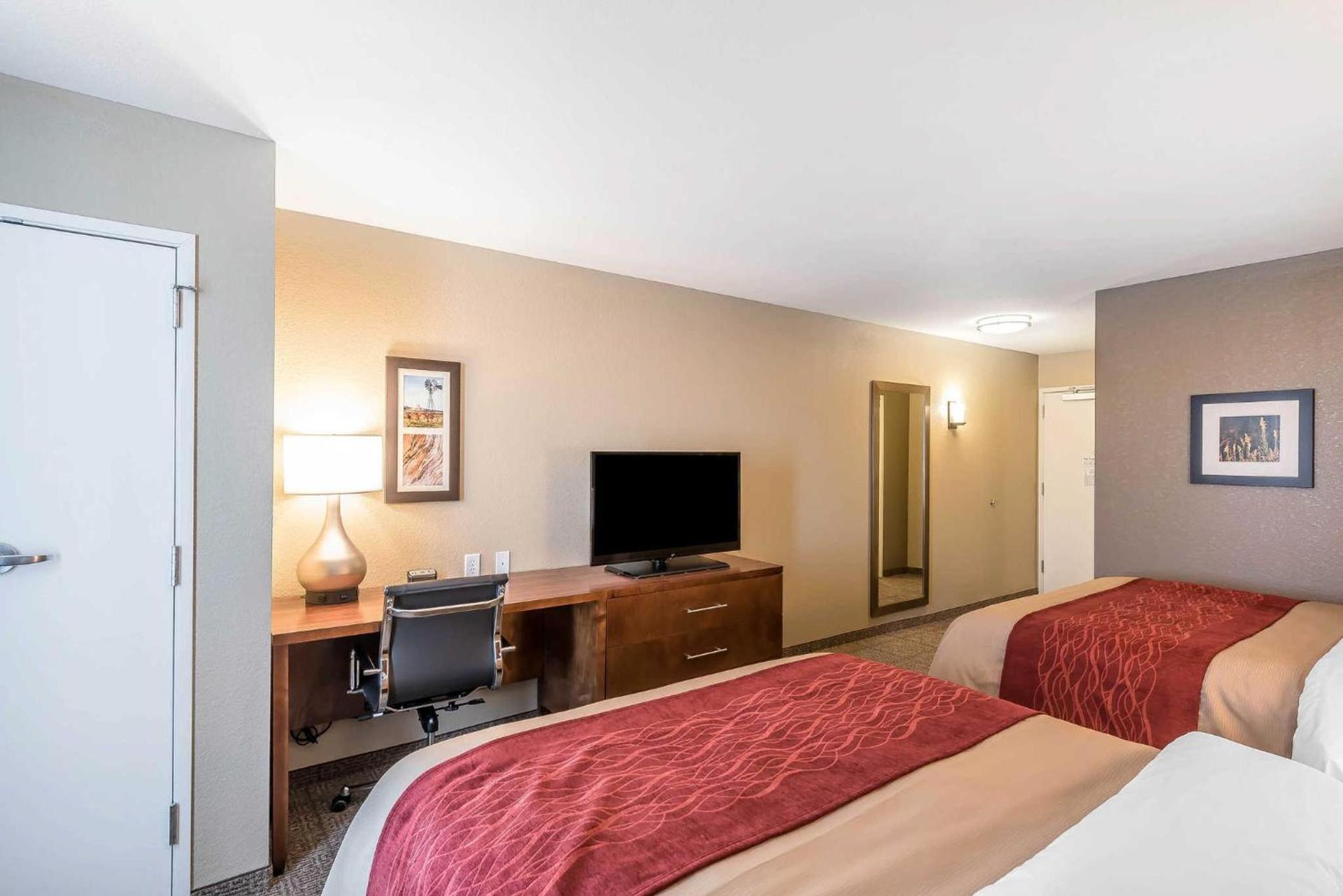 Comfort Inn & Suites Sidney I-80 photo 54