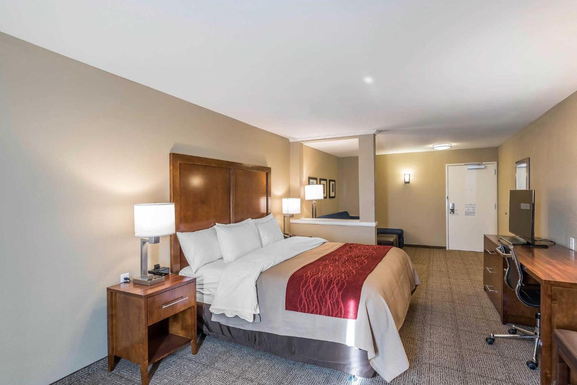 Comfort Inn & Suites Sidney I-80 photo 56