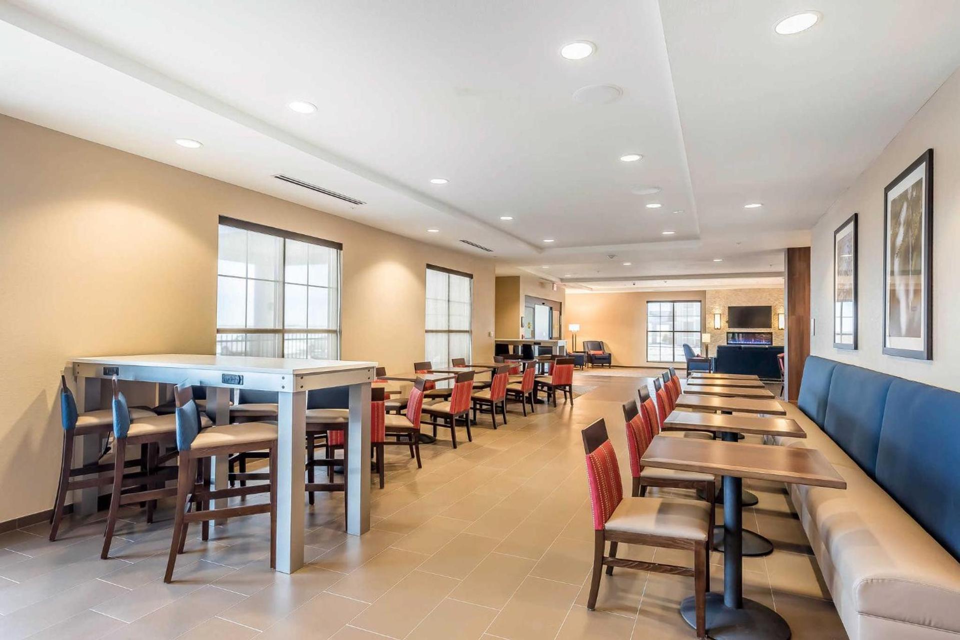 Comfort Inn & Suites Sidney I-80 photo 85