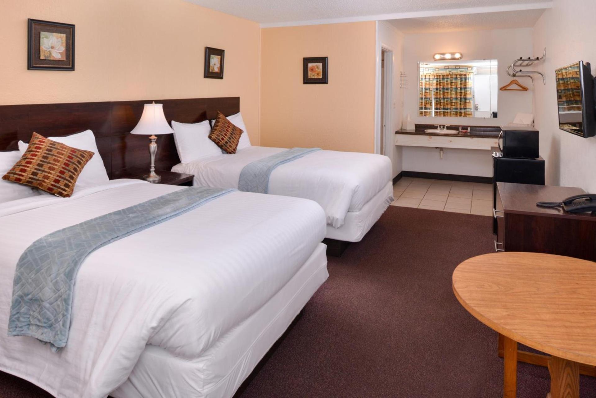 Red Carpet Inn Battleboro photo 34