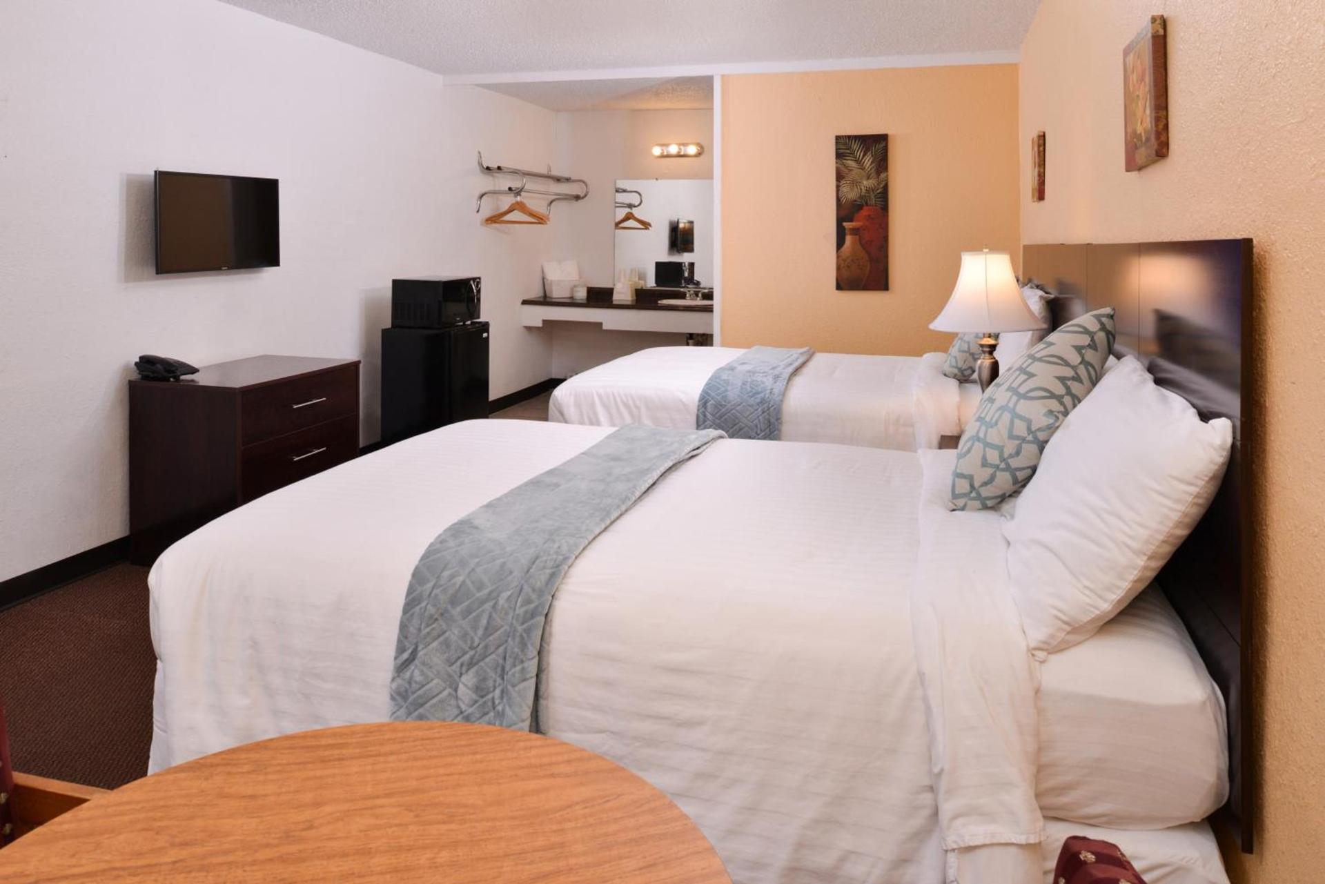 Red Carpet Inn Battleboro photo 31