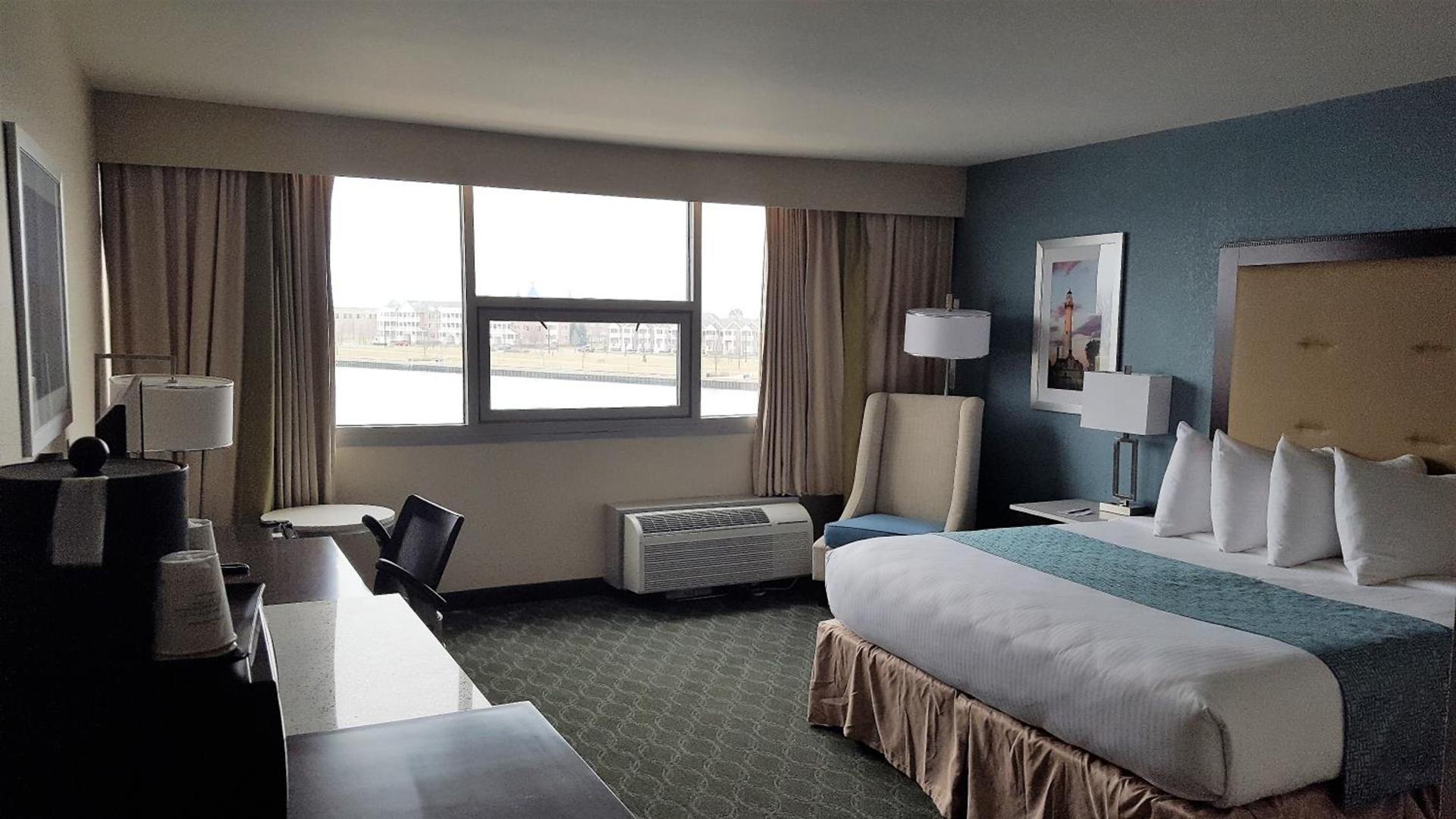 Wyndham Garden Kenosha Harborside photo 60