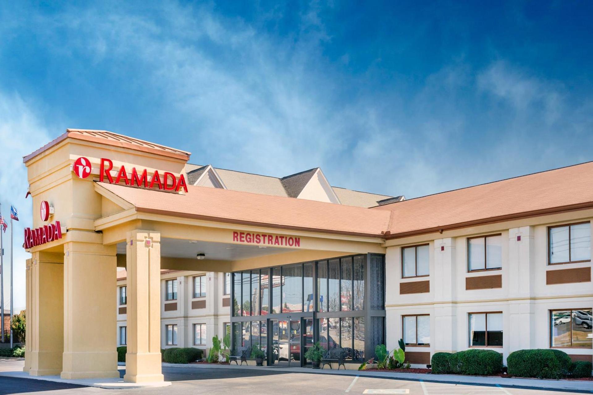 Ramada by Wyndham Tuscaloosa photo 30