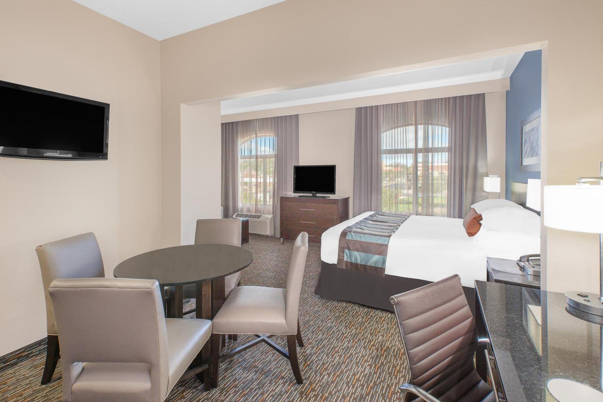 Wingate by Wyndham Sylvania-Toledo photo 61