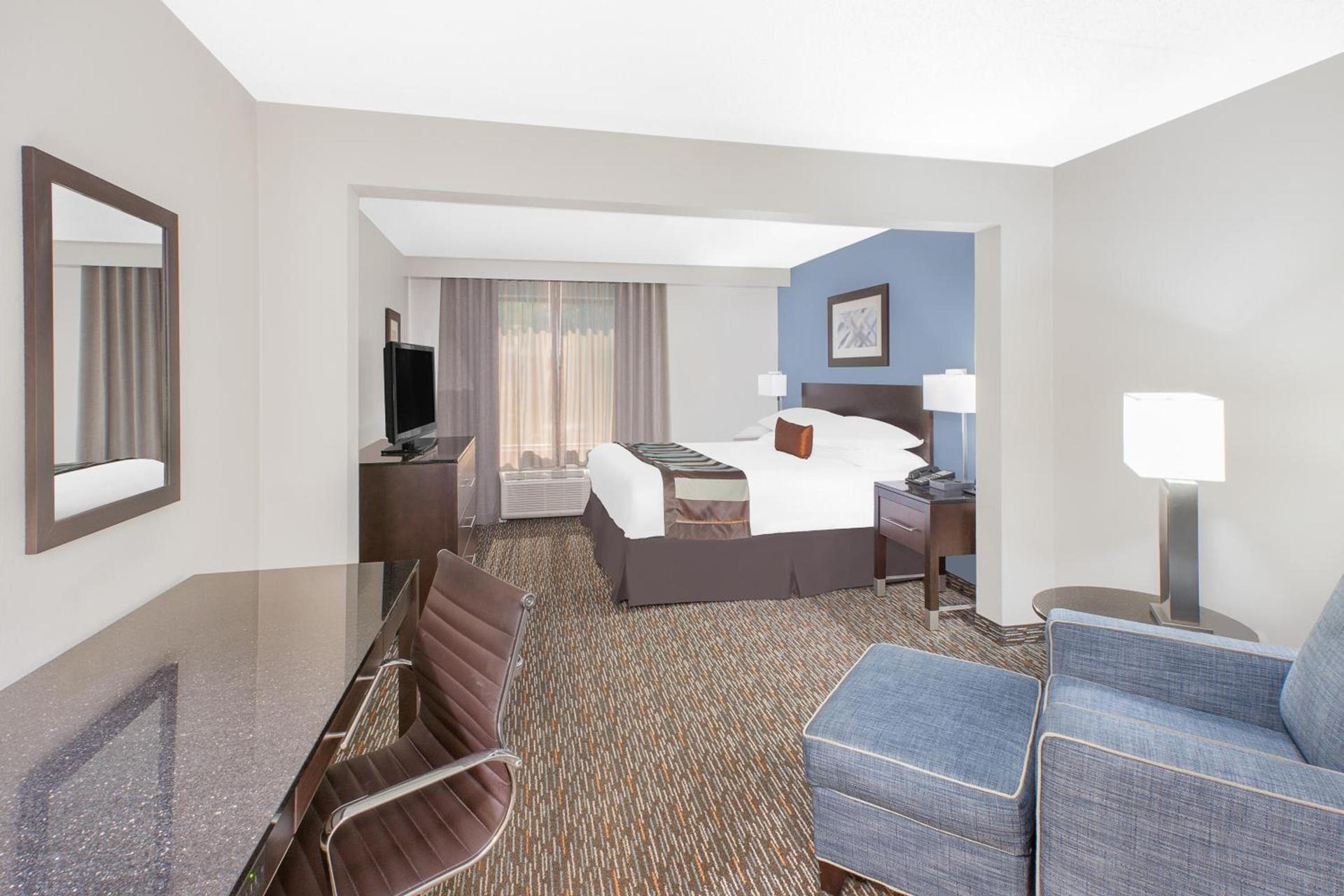 Wingate by Wyndham Sylvania-Toledo photo 64