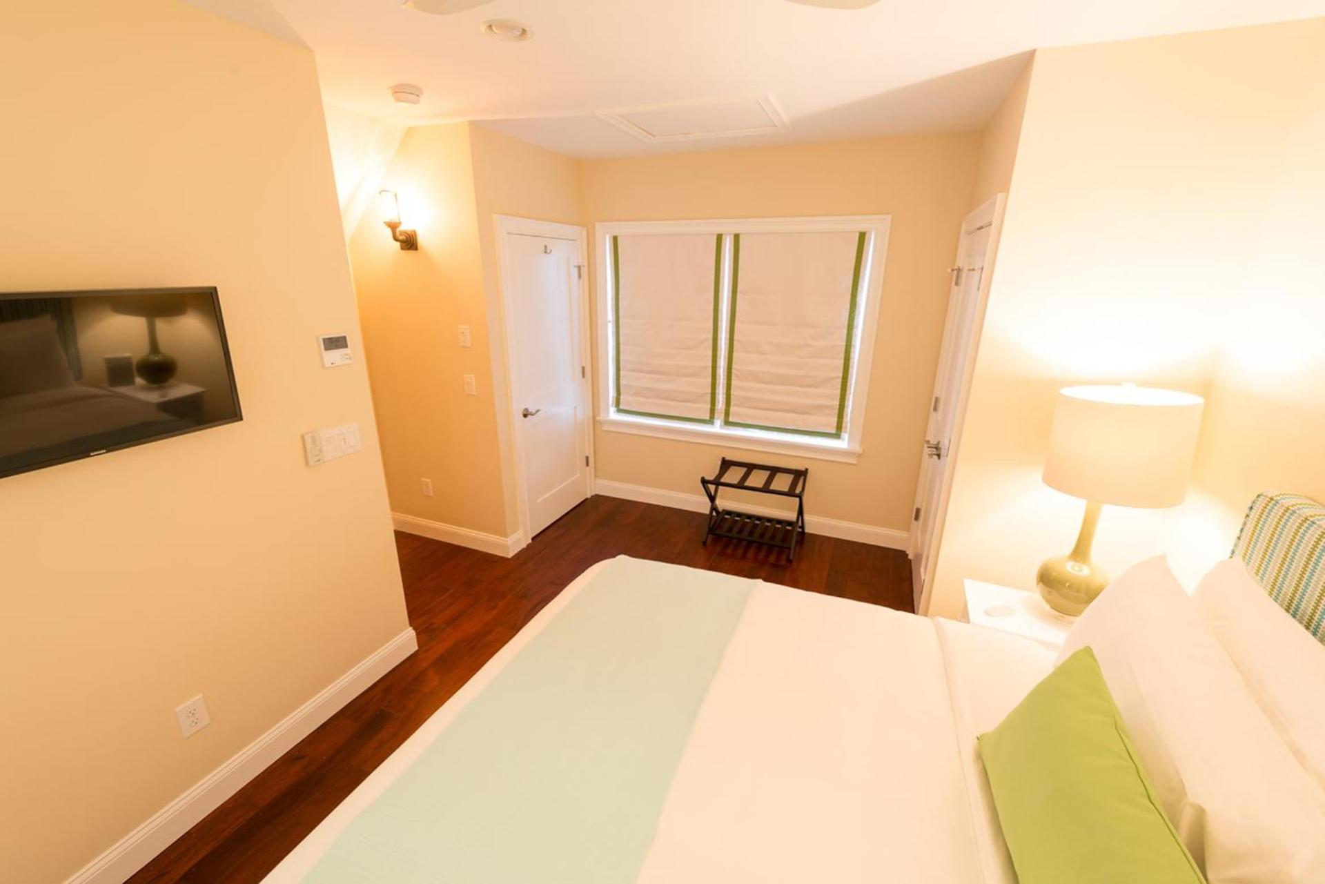 The East Island Reserve Hotel photo 35