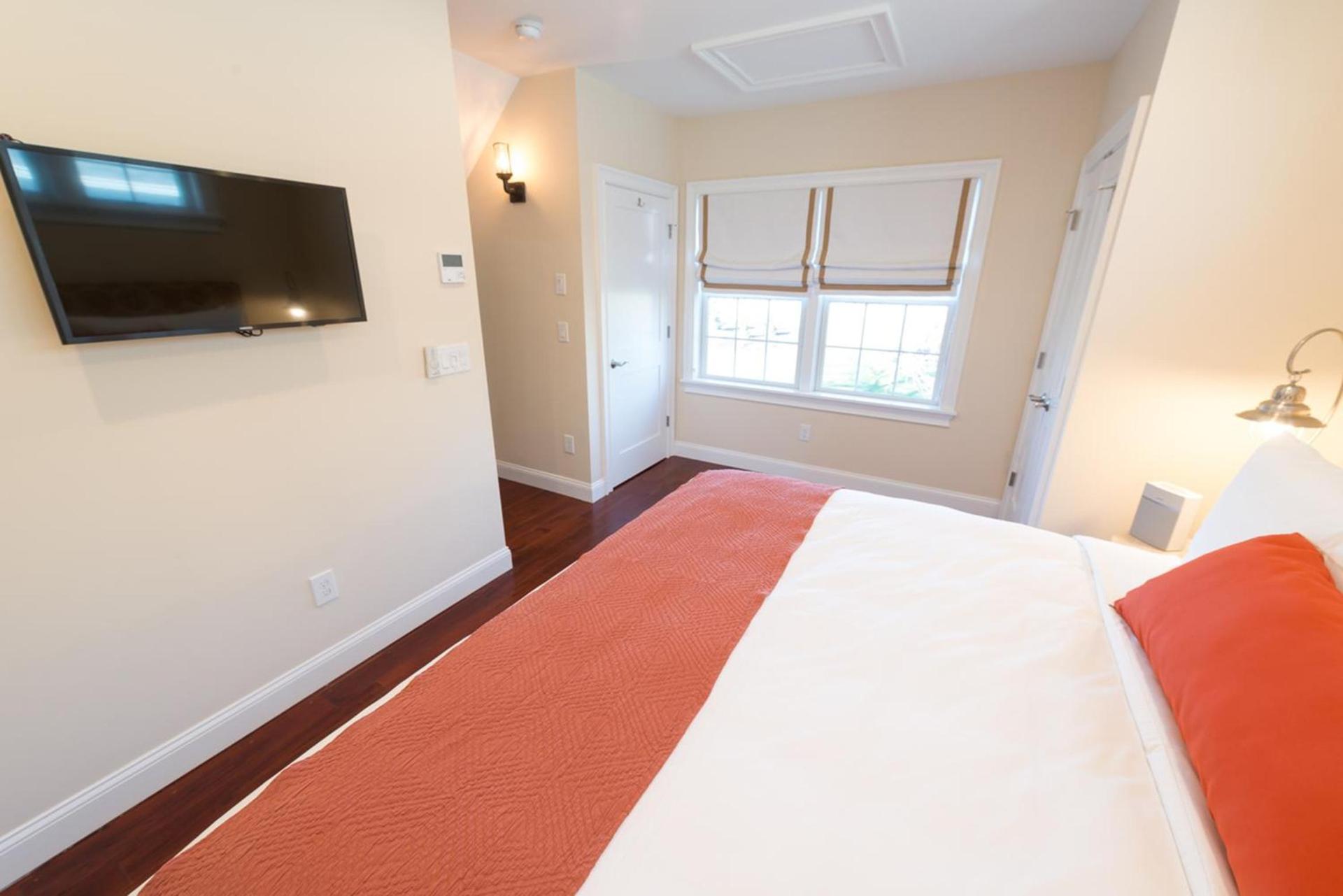 The East Island Reserve Hotel photo 51