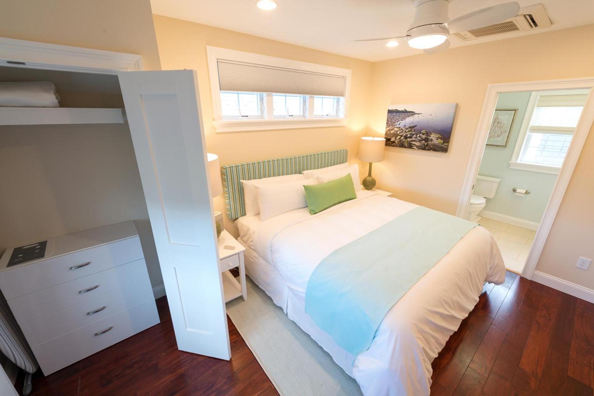 The East Island Reserve Hotel photo 71