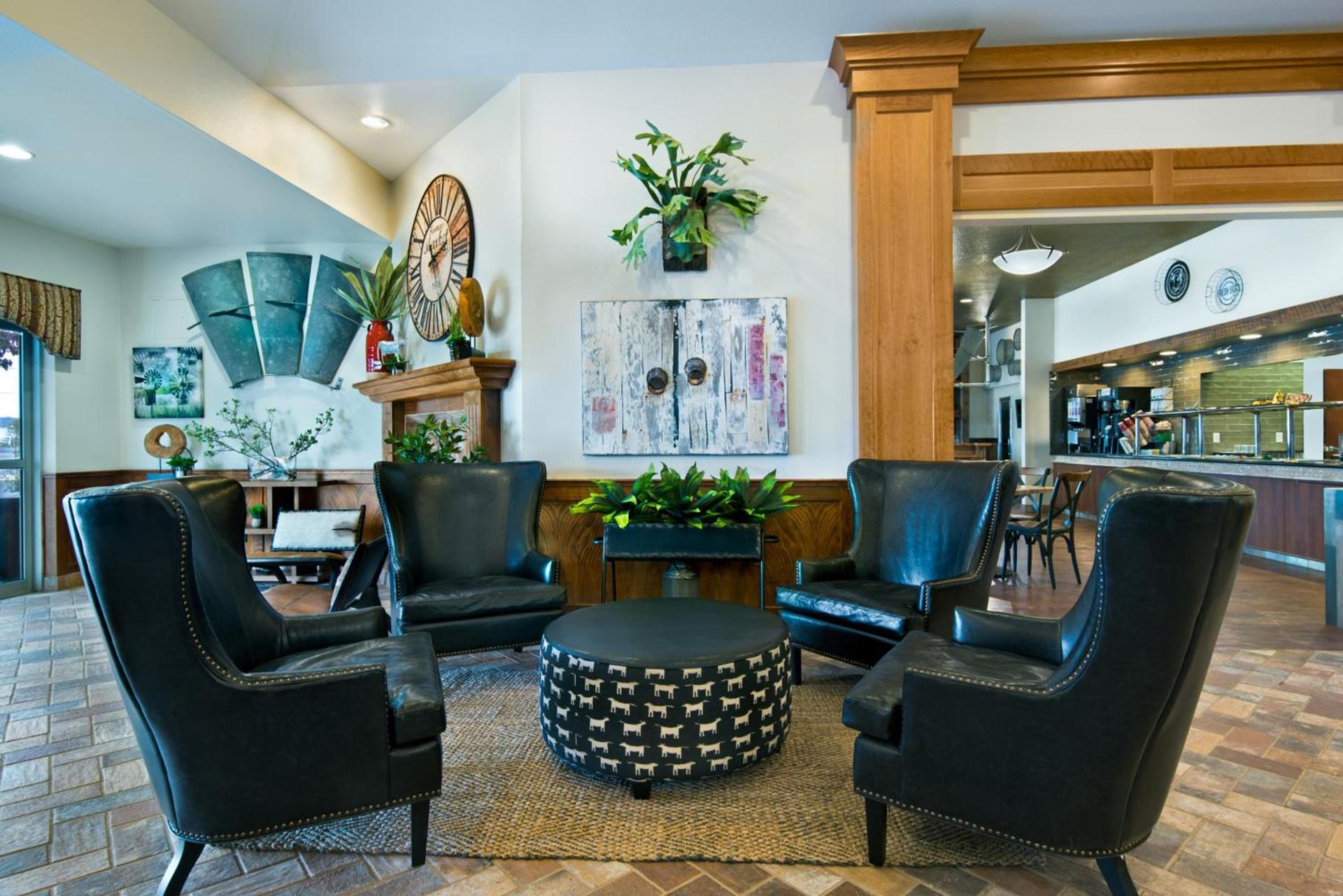Oxford Suites Hermiston photo 4