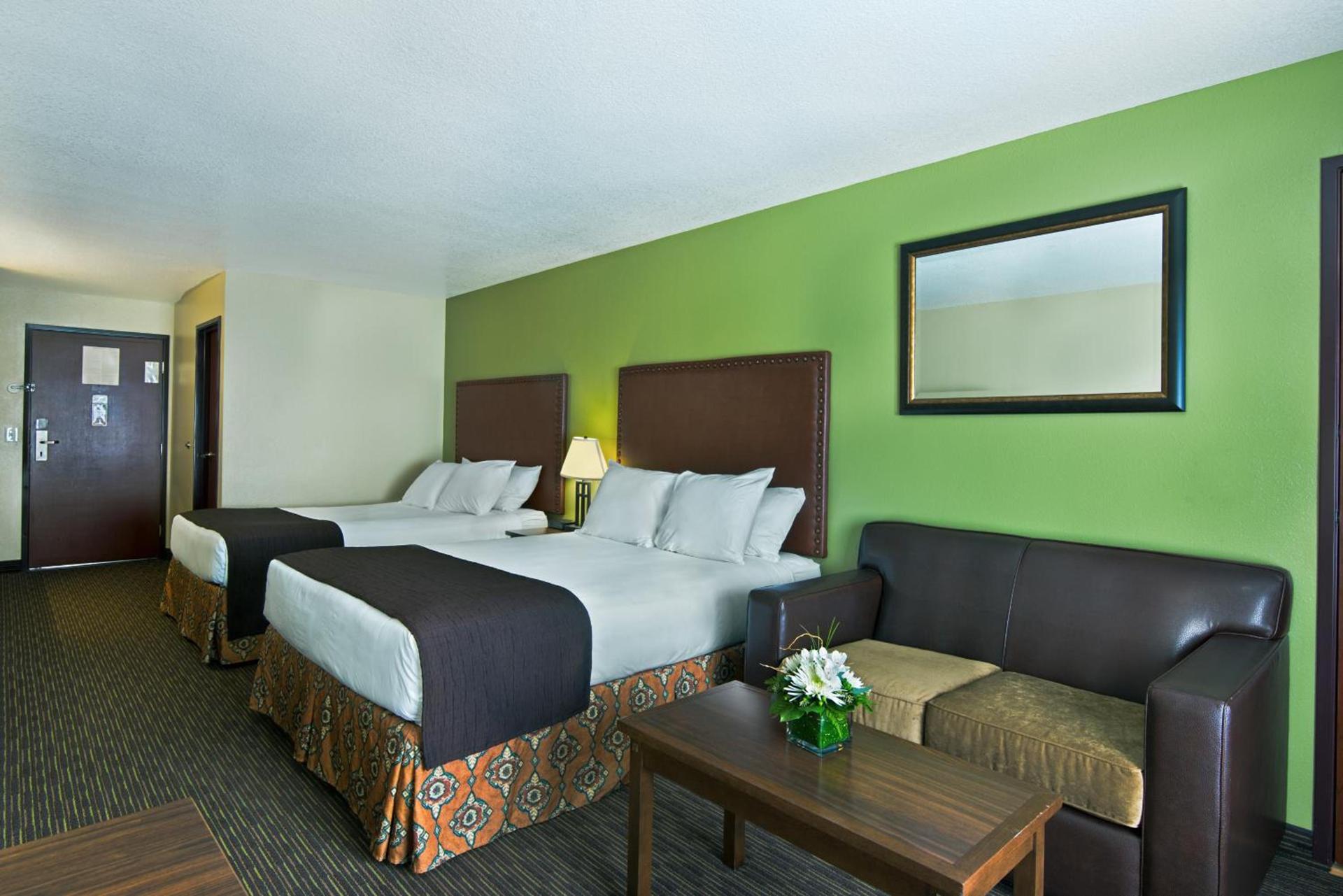 Oxford Suites Hermiston photo 5
