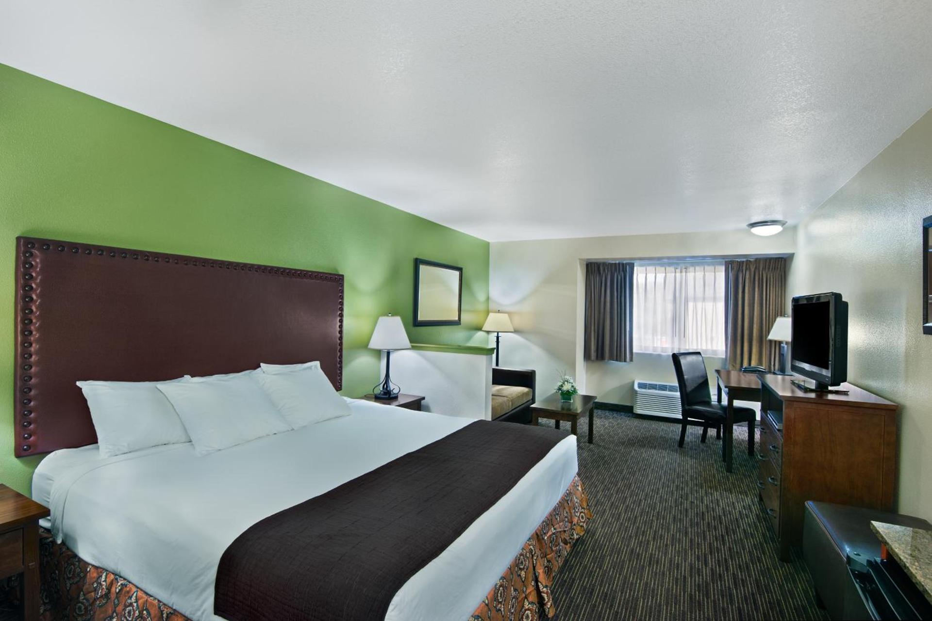 Oxford Suites Hermiston photo 27