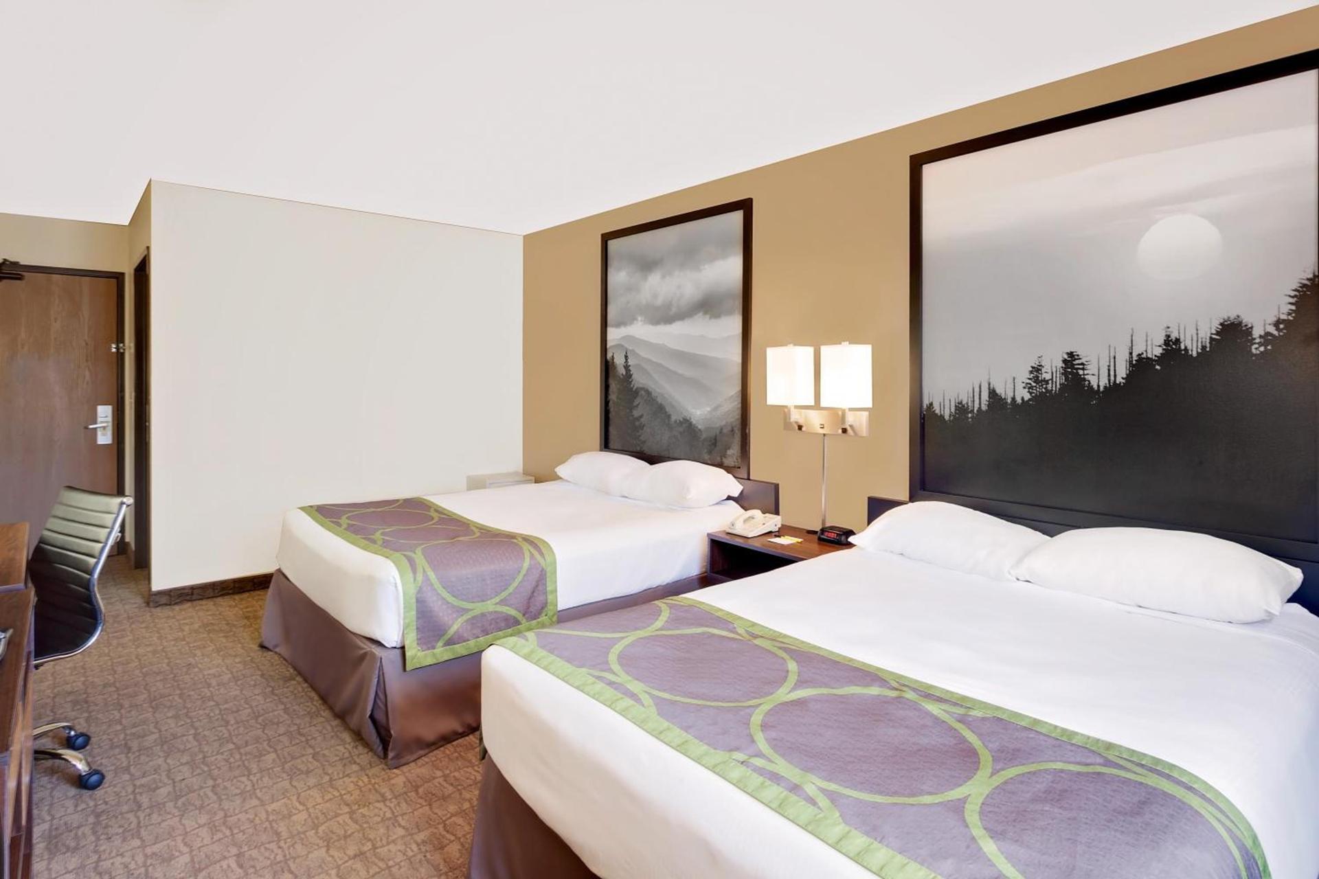 Super 8 by Wyndham Lebanon photo 20