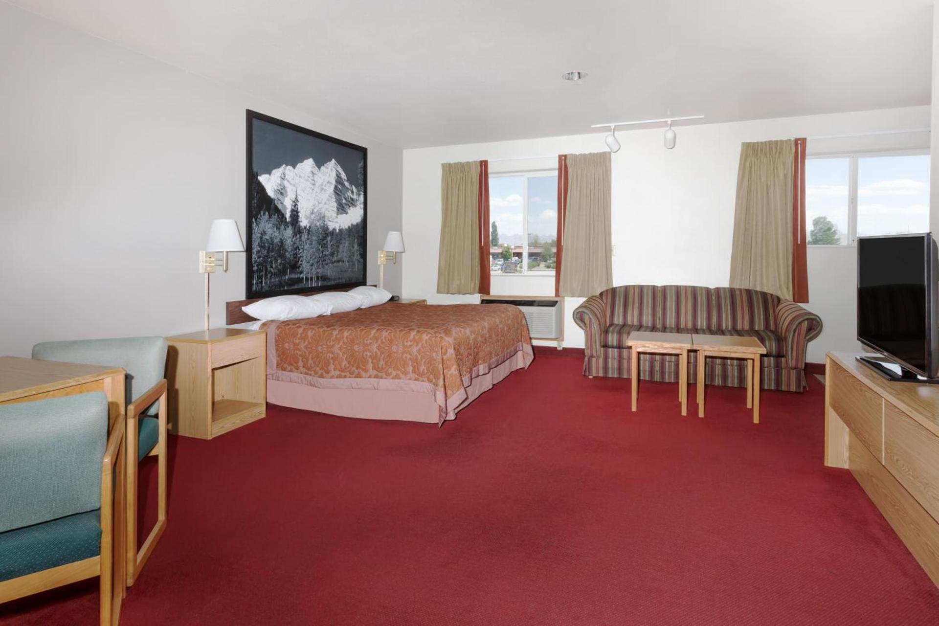 Super 8 by Wyndham Fruita photo 32