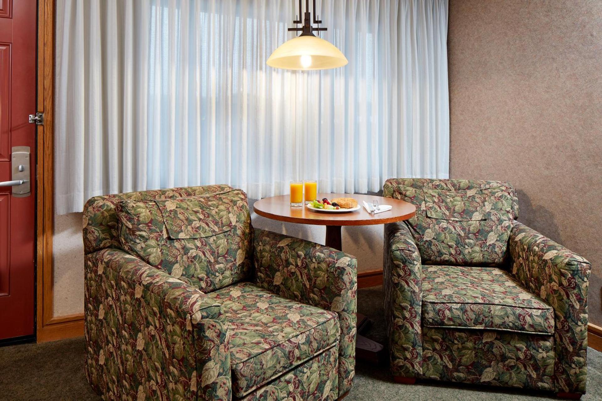 Cavalier Oceanfront Resort photo 30