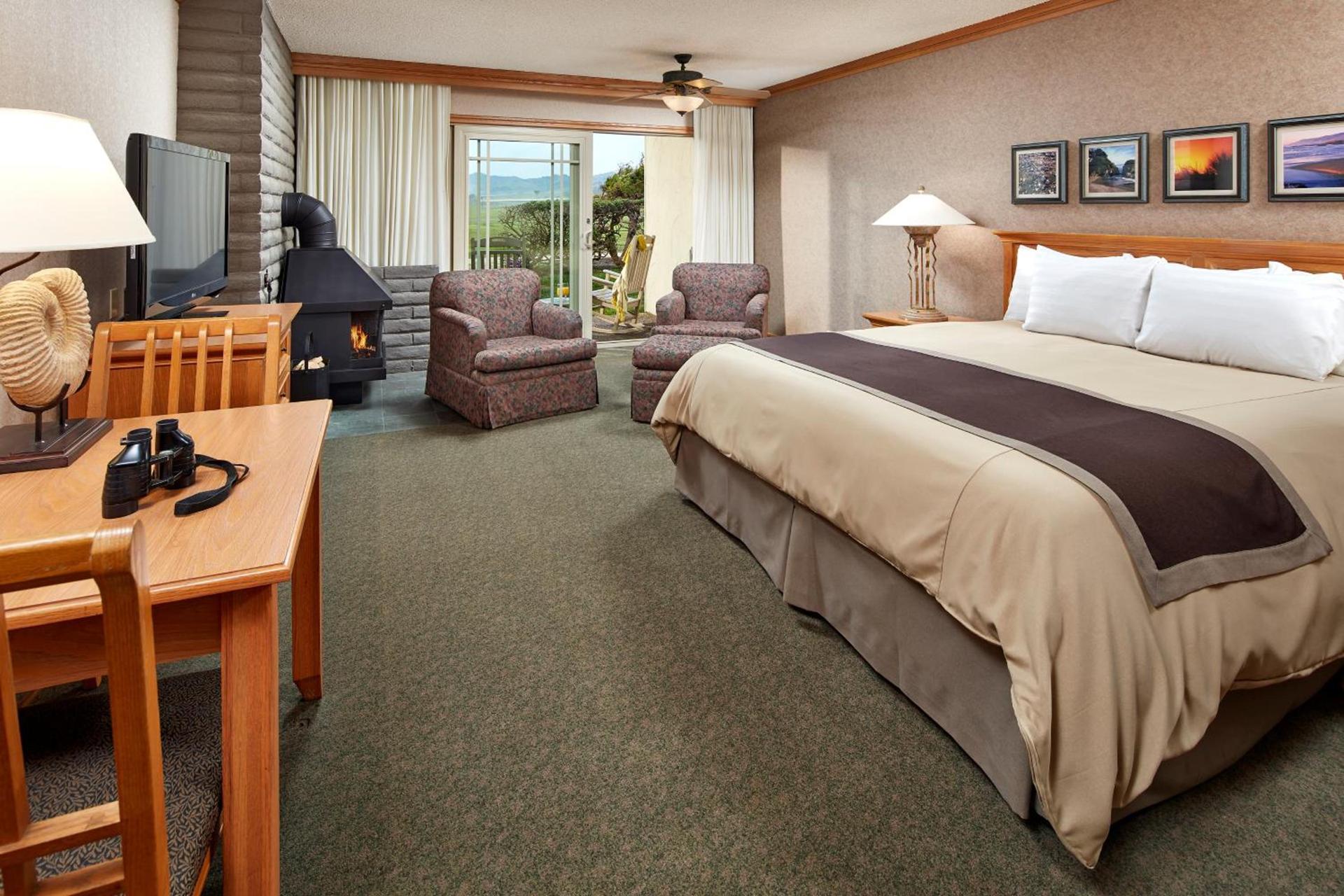 Cavalier Oceanfront Resort photo 24
