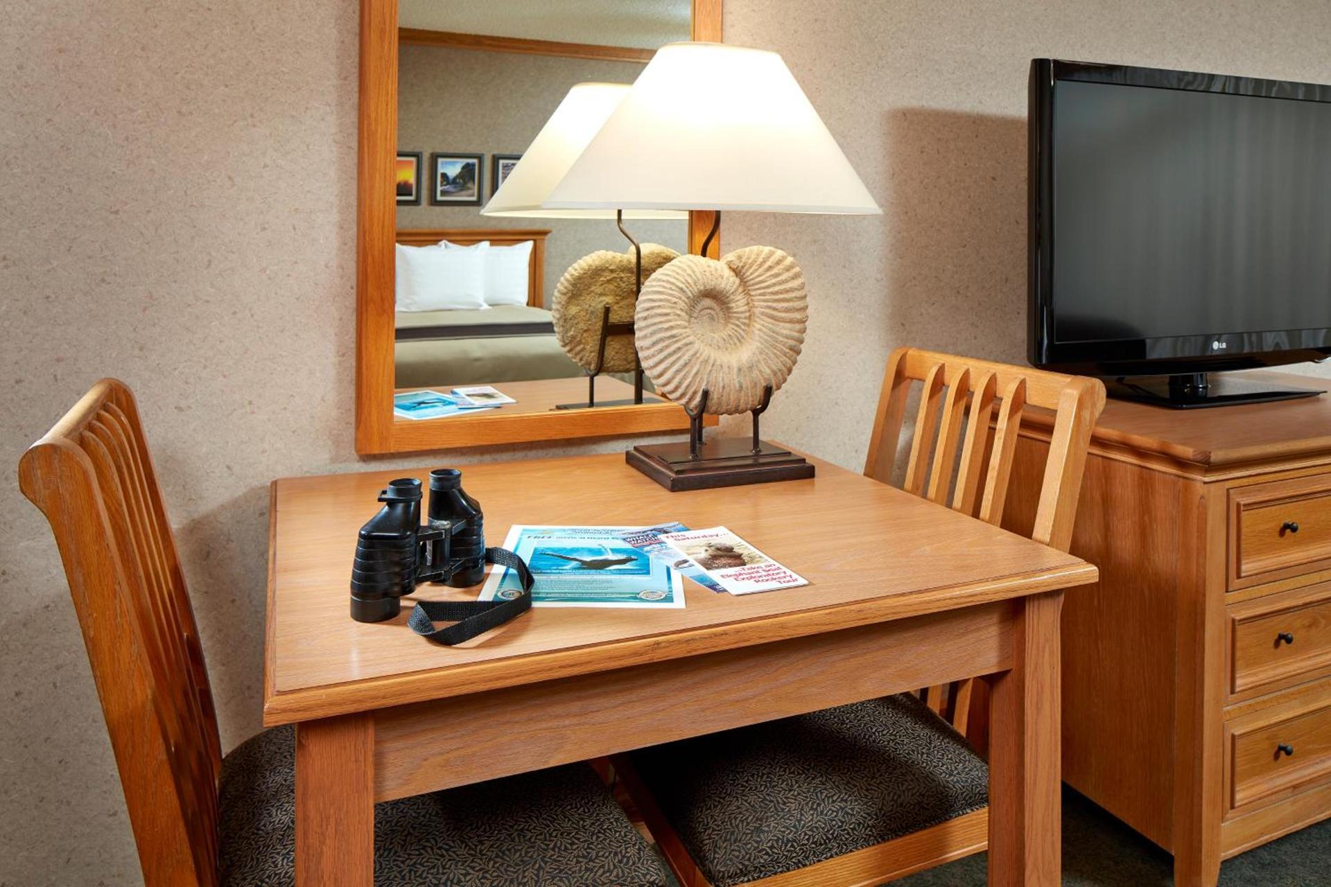 Cavalier Oceanfront Resort photo 32