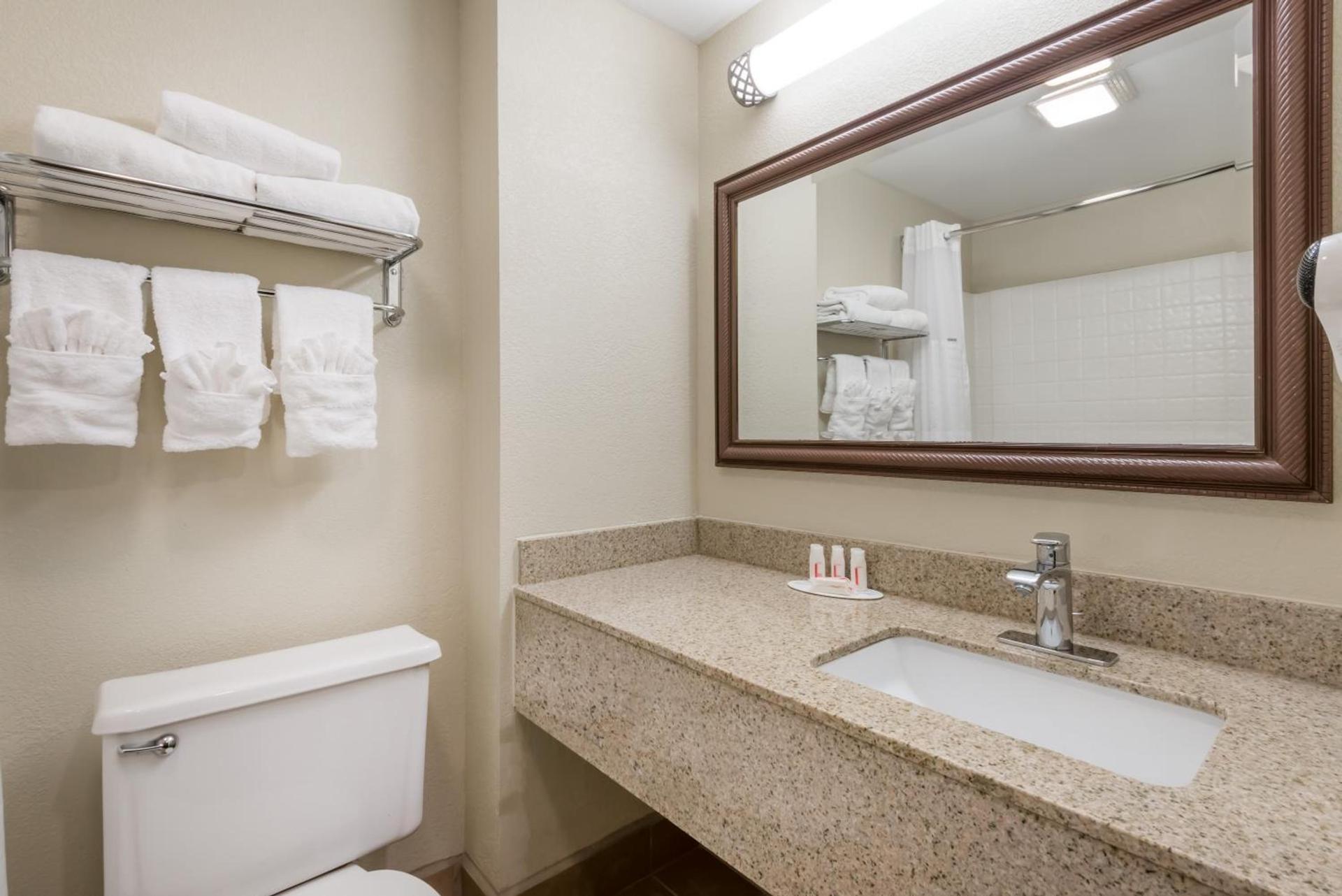 Baymont by Wyndham Georgetown Lexington North photo 39