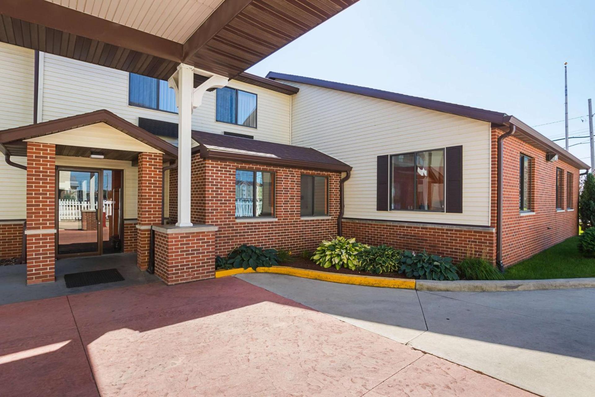 Motel 6-Waterloo, IA - Crossroads Mall - Cedar Falls photo 3