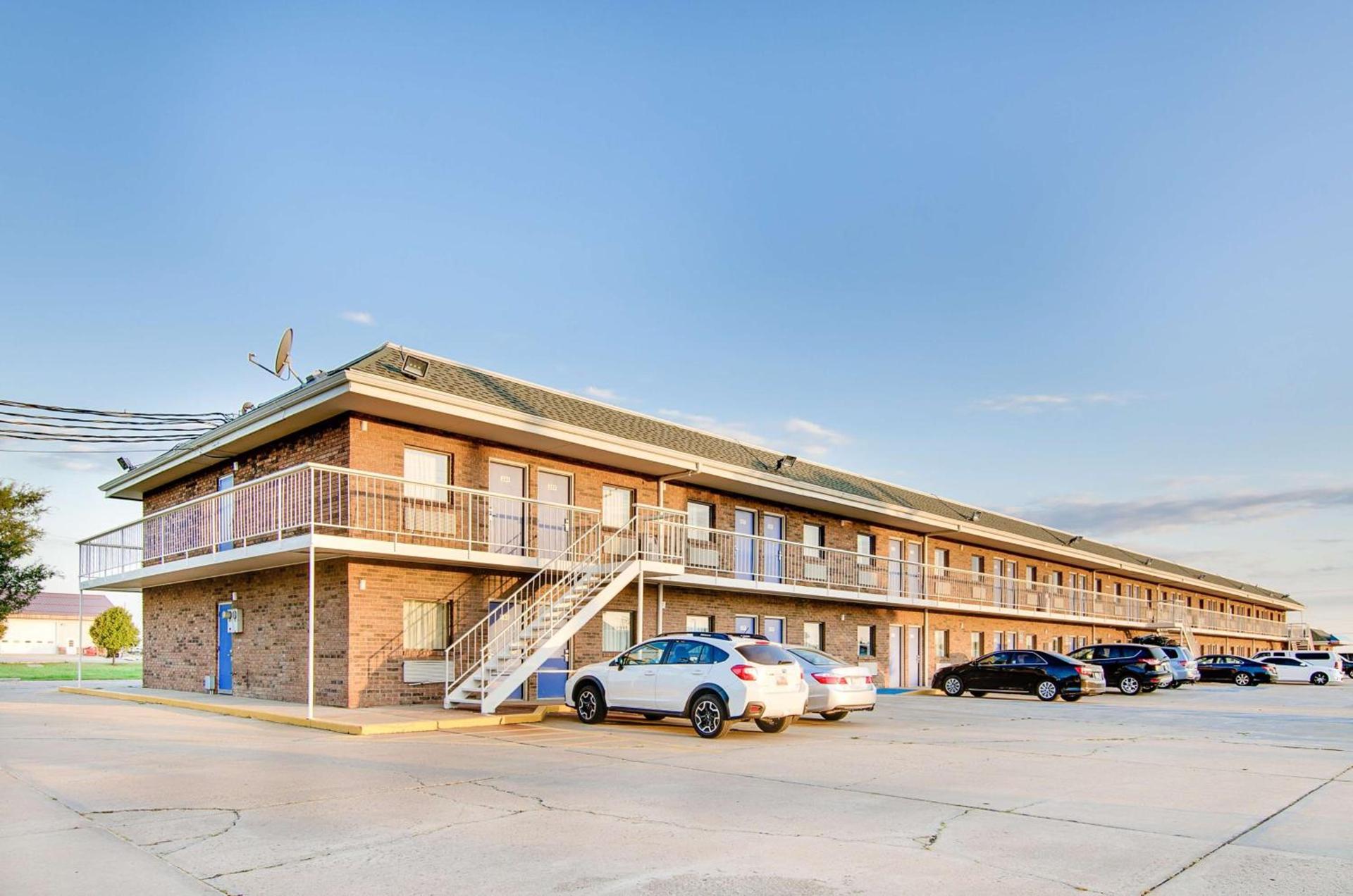Motel 6-Salina, KS photo 6