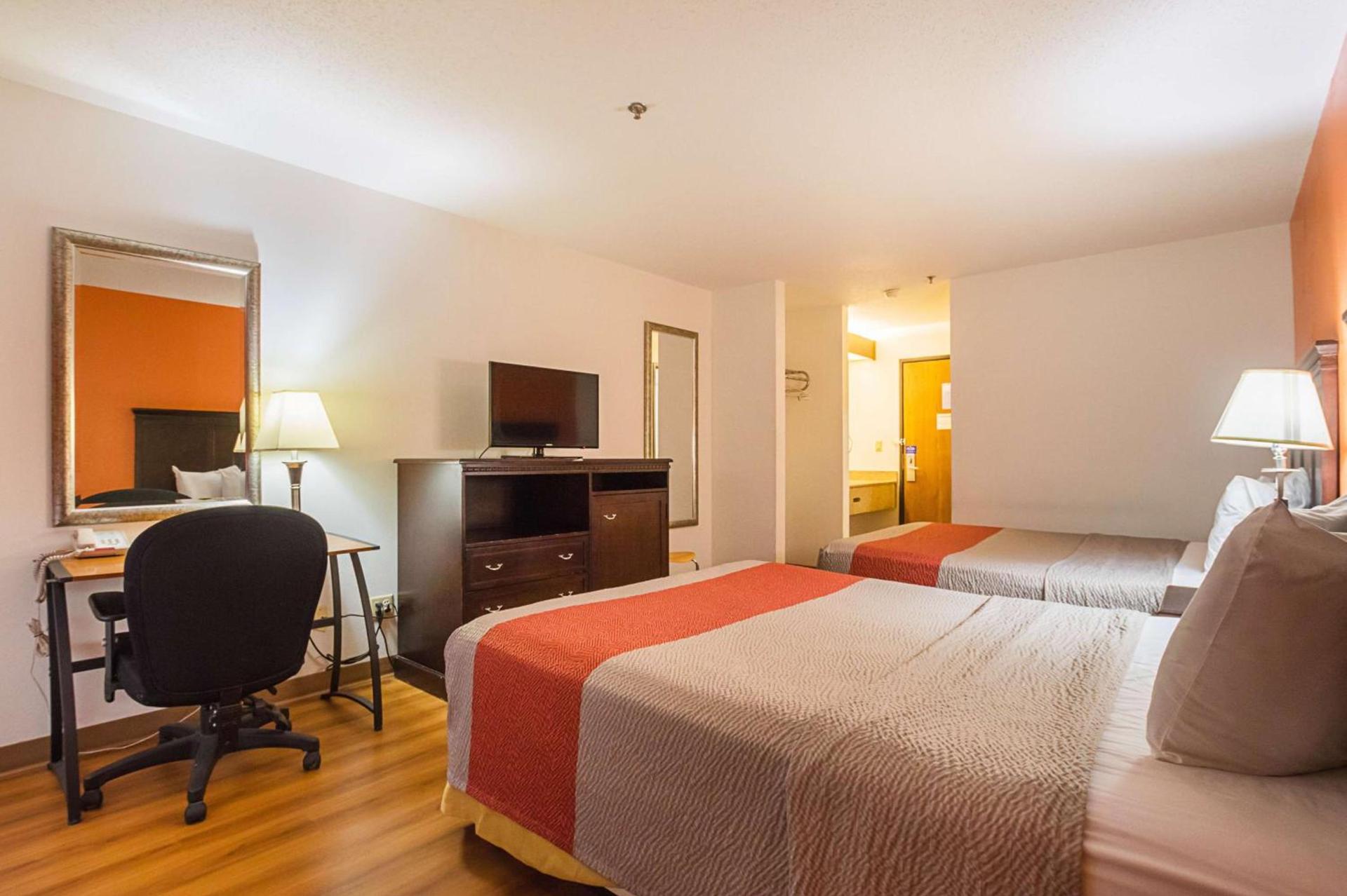 Motel 6-Waterloo, IA - Crossroads Mall - Cedar Falls photo 18