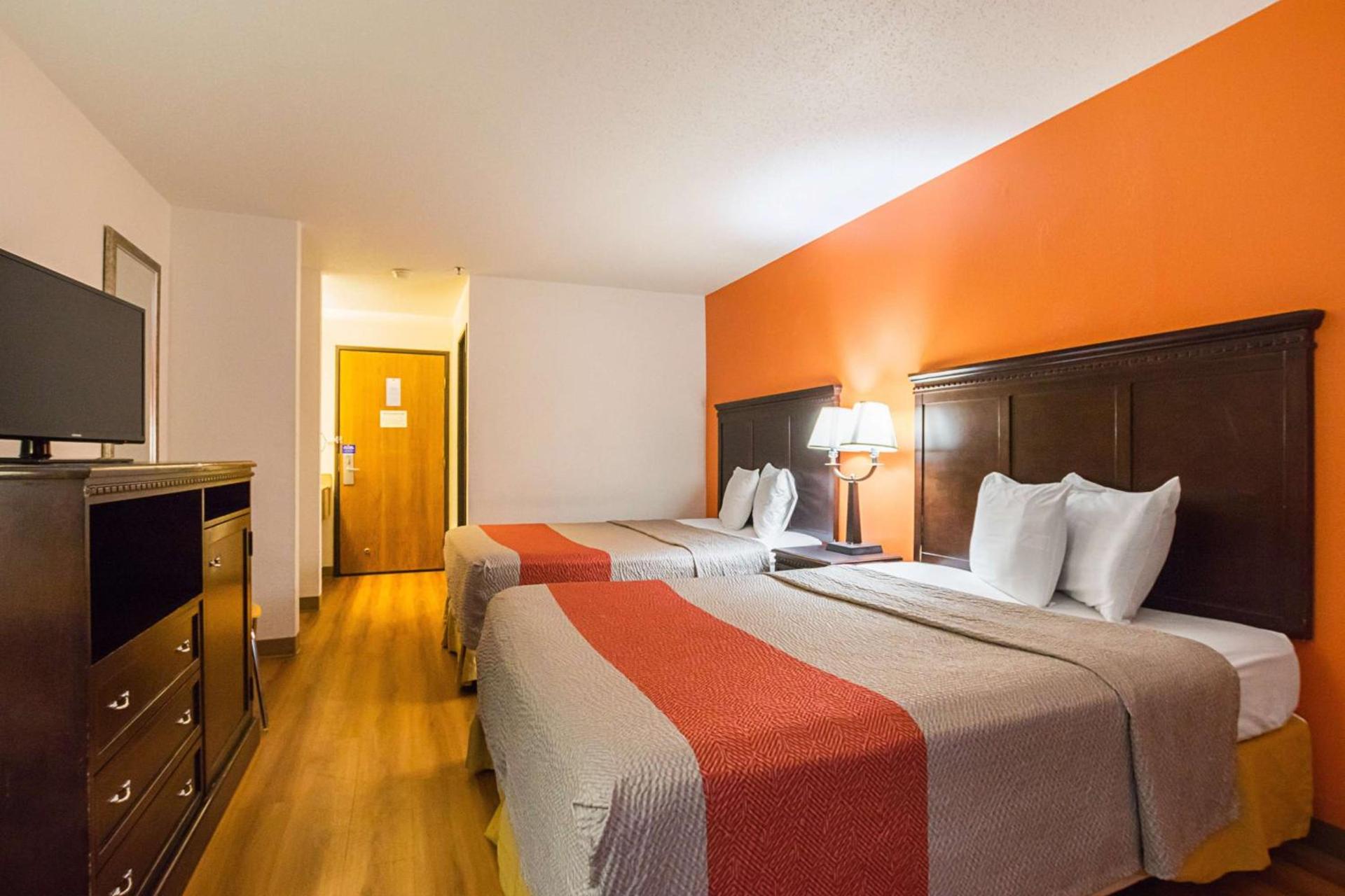 Motel 6-Waterloo, IA - Crossroads Mall - Cedar Falls photo 19
