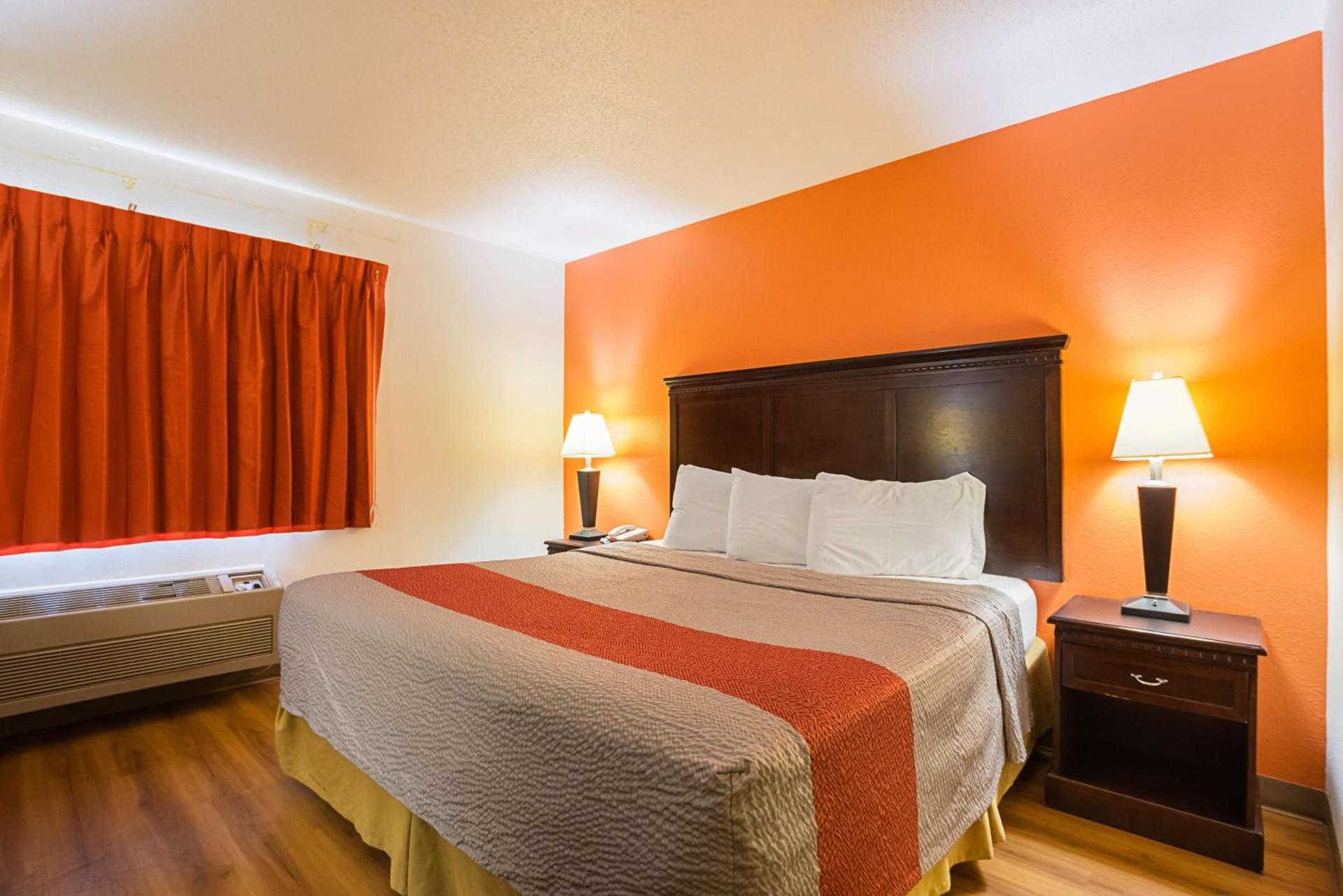 Motel 6-Waterloo, IA - Crossroads Mall - Cedar Falls photo 14