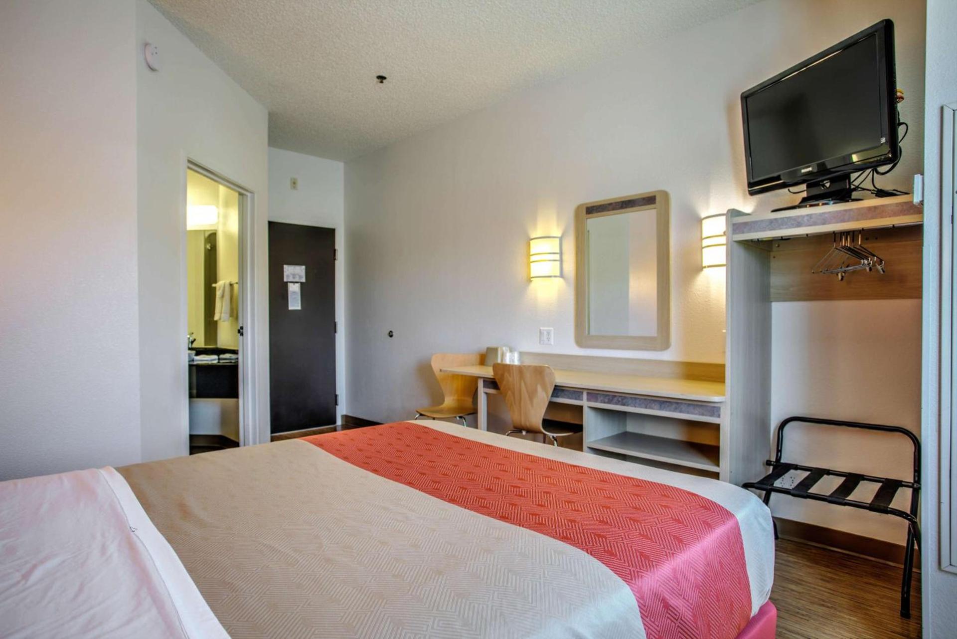 Motel 6-Missoula, MT photo 39