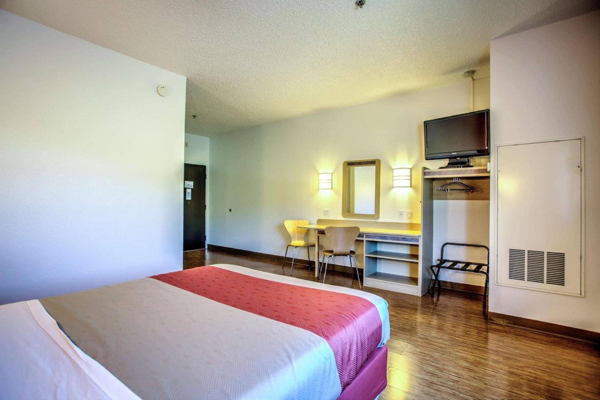 Motel 6-Missoula, MT photo 35